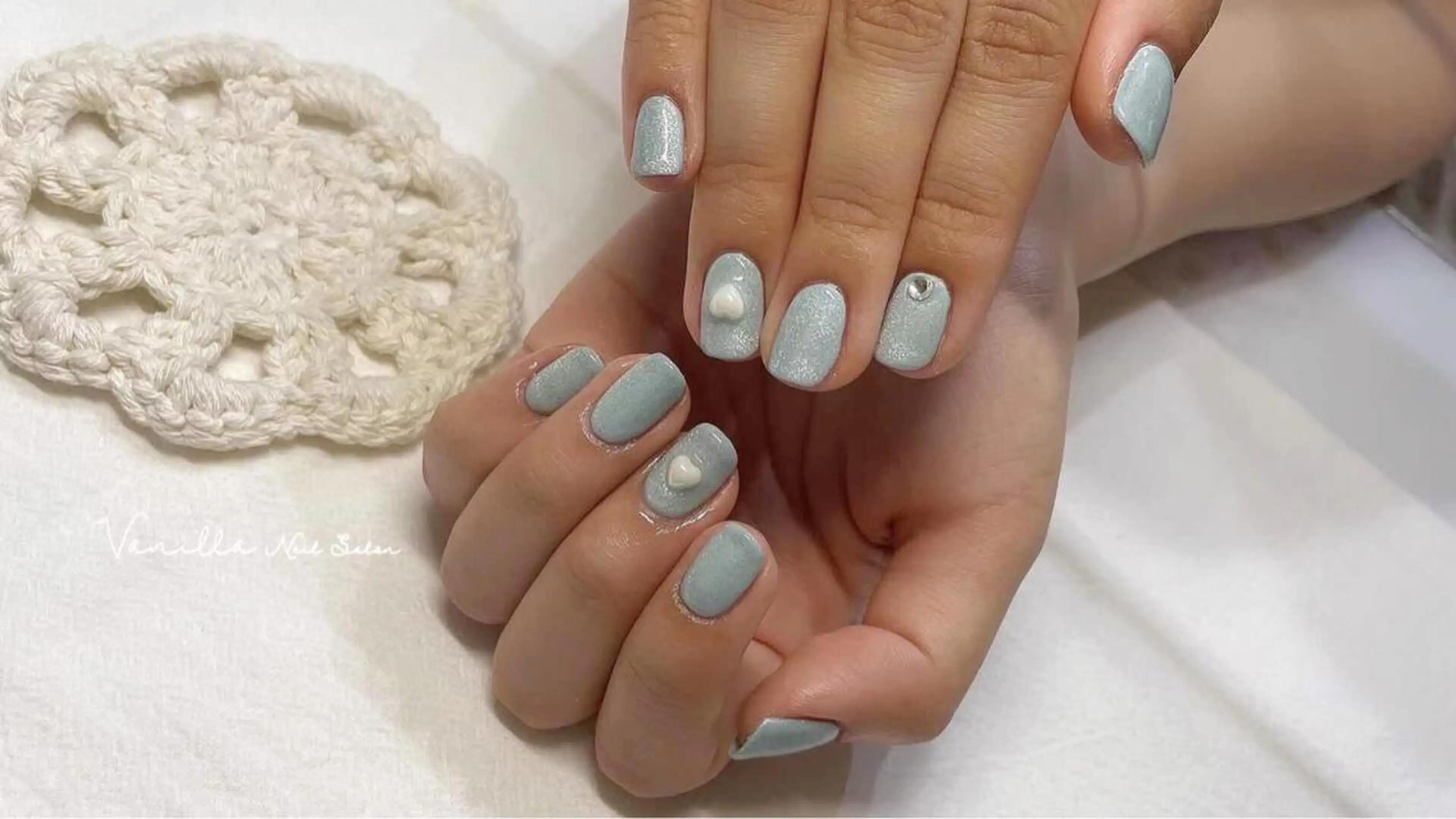 ネイル ストーンネイル Vanilla nail salonのネイルデザイン