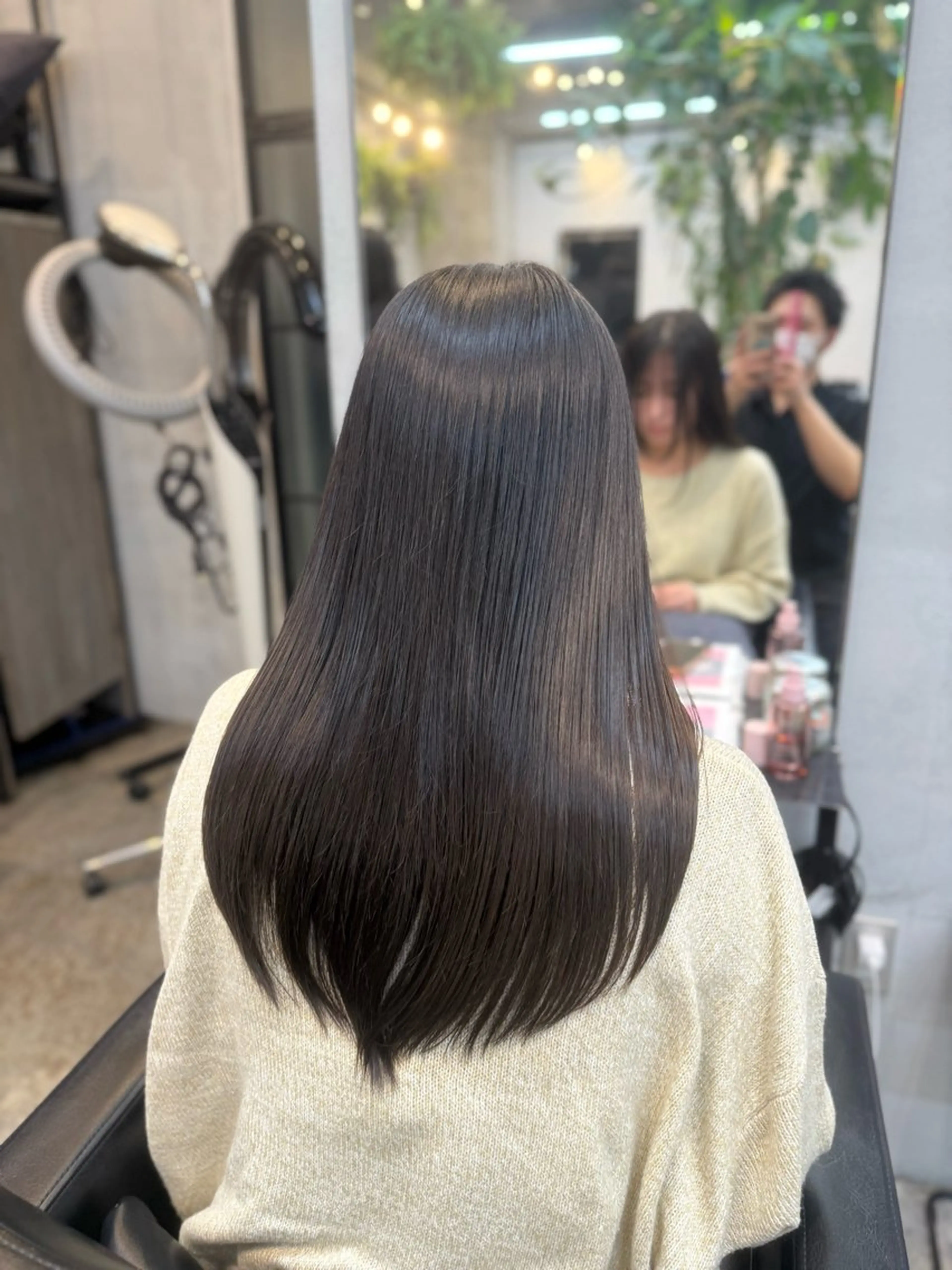 ミディアム カラー ブラウンカラー 川口開世 short cutのヘアスタイル