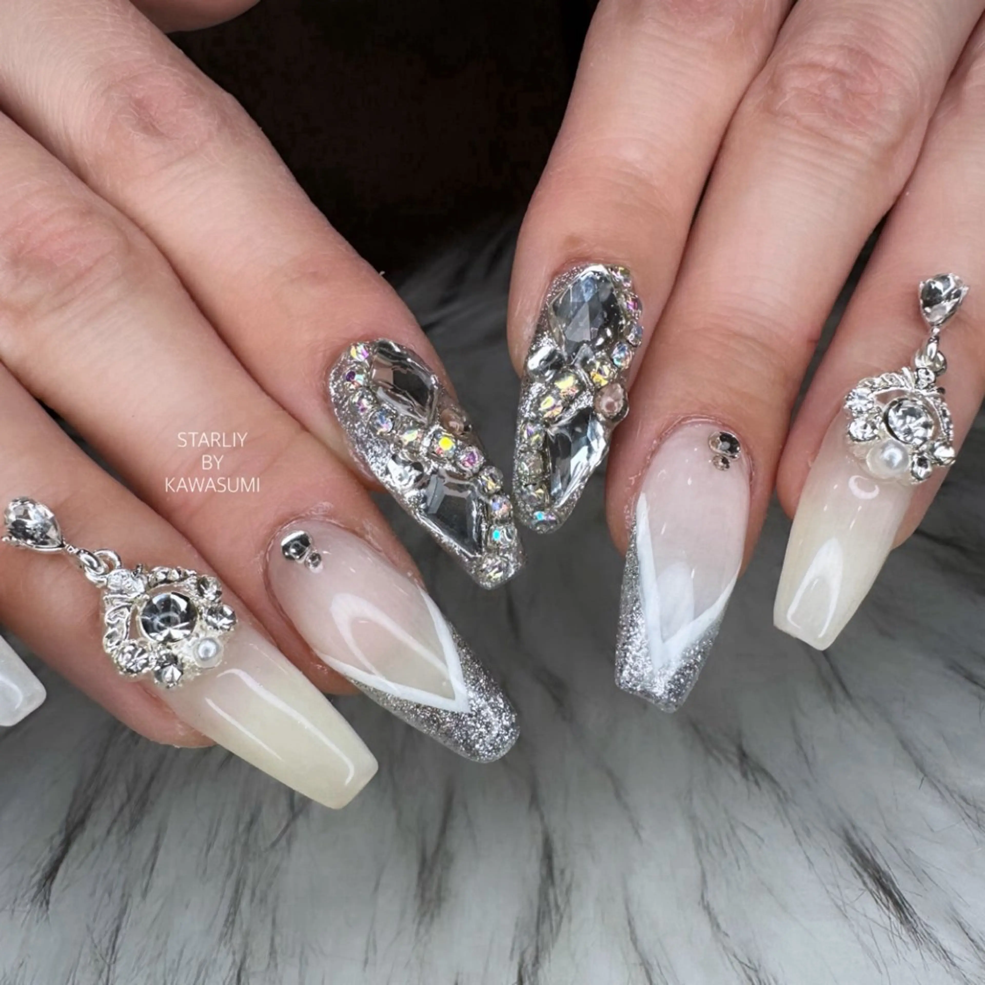 ネイル ~Starliy~ 三重県津市のネイルデザイン