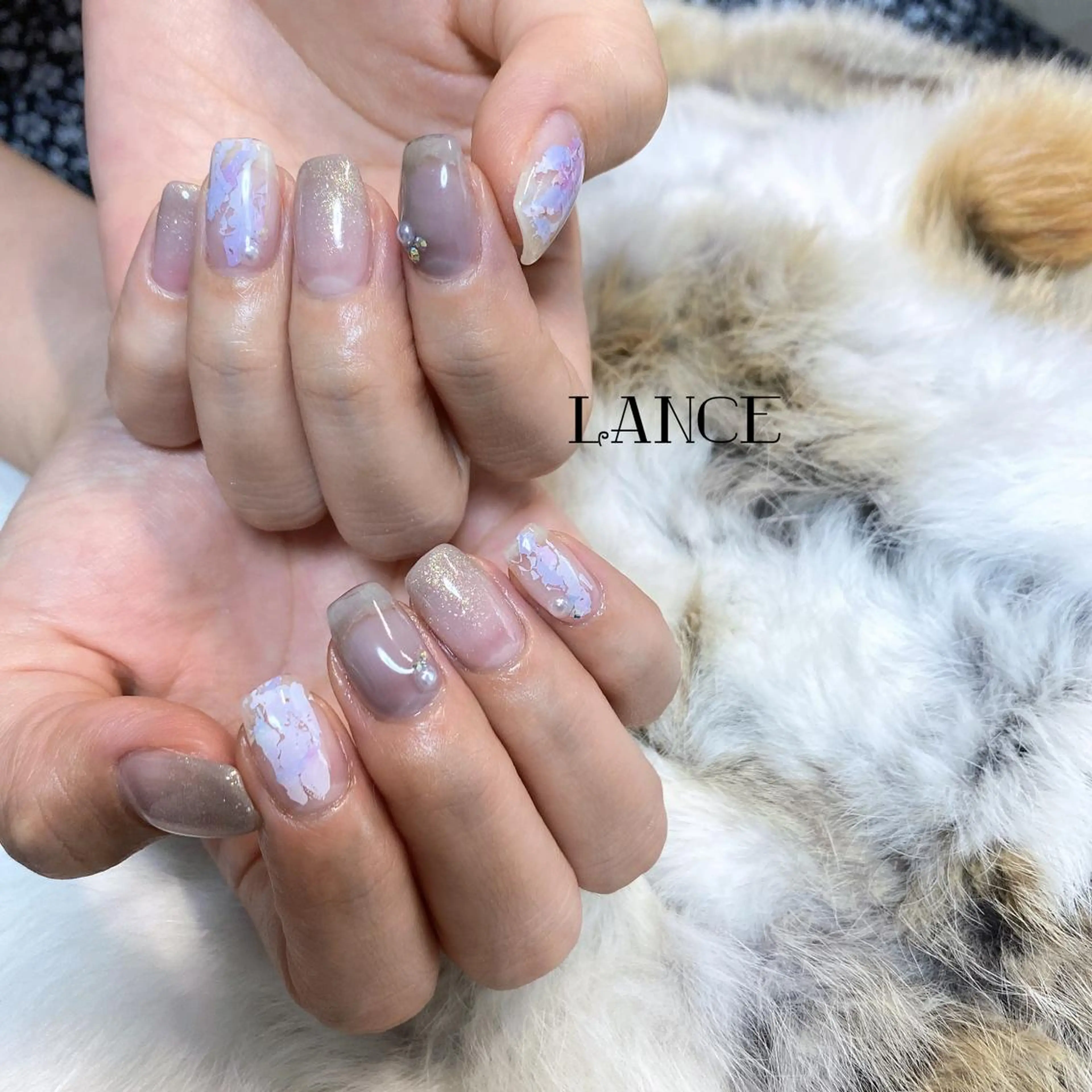 ミディアム ネイル ハンドネイル Lance nailのネイルデザイン