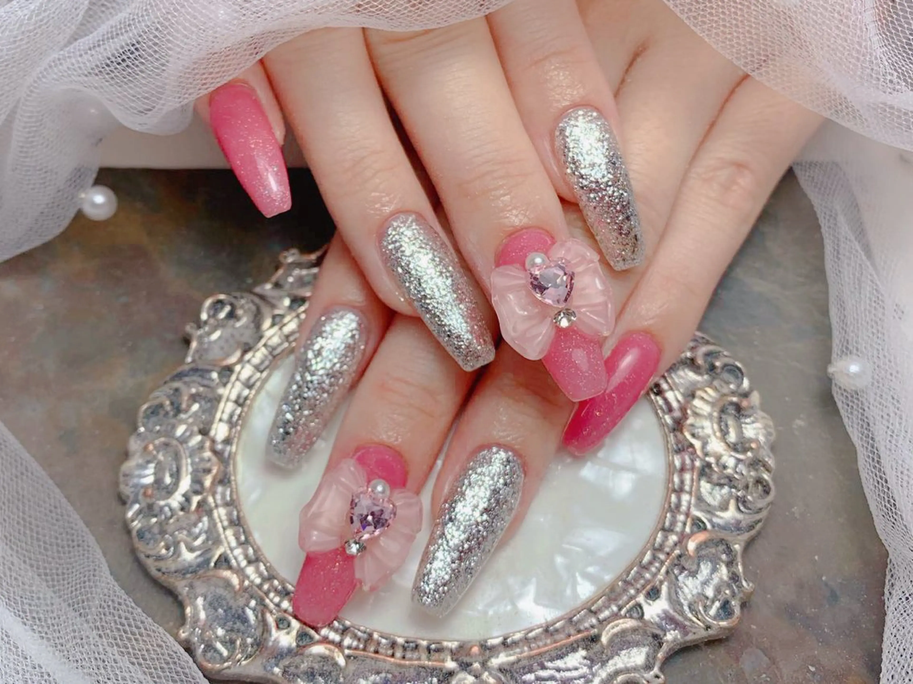 ネイル ハンドネイル マジックミラー所属・マジック ミラーのネイルデザイン