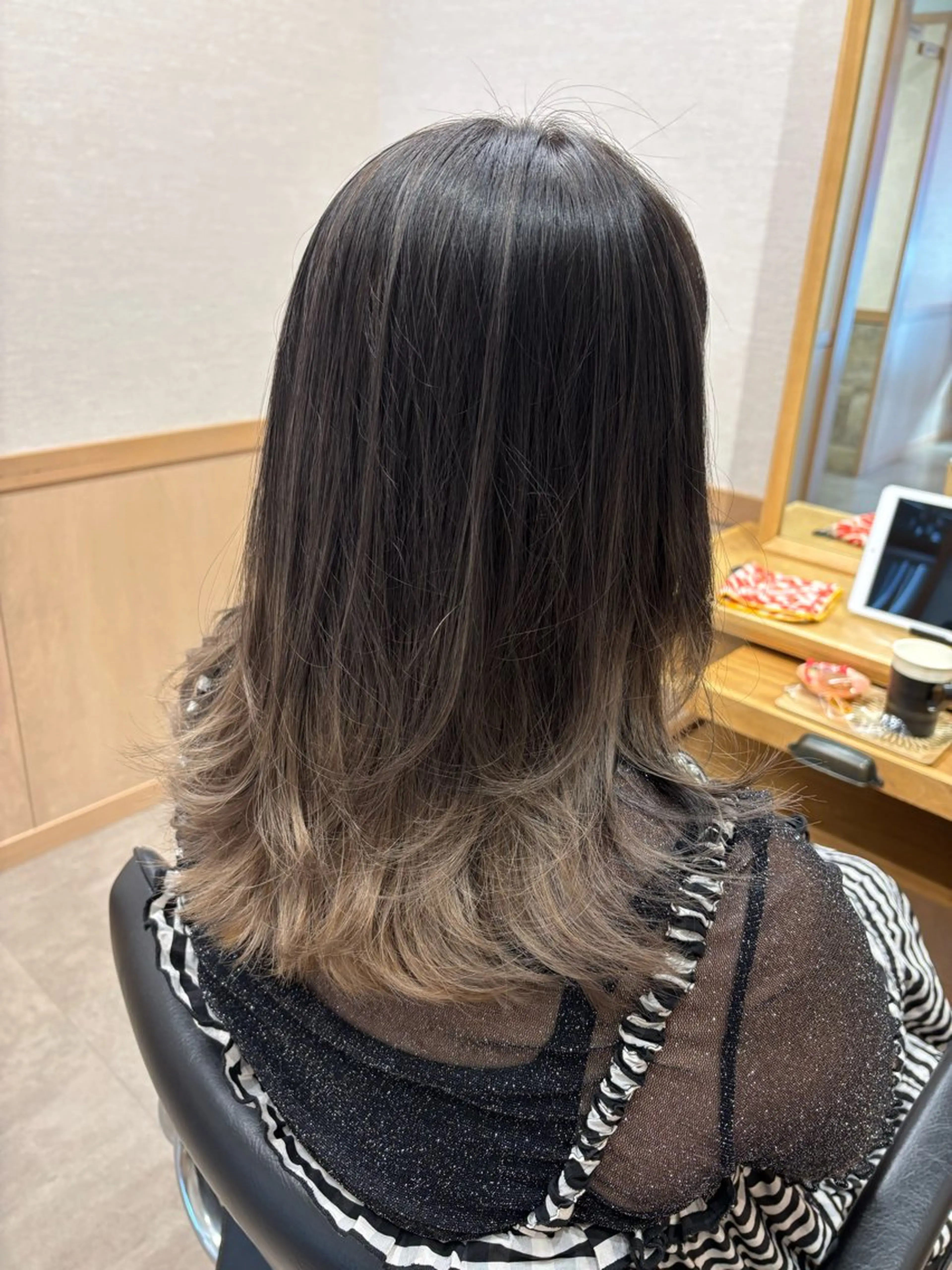 ミディアム カラー カット ヘアカラー トリートメント GO TODAY SHAiRE  SALON  名古屋店所属・miho 🌼🌼🌼のヘアスタイル