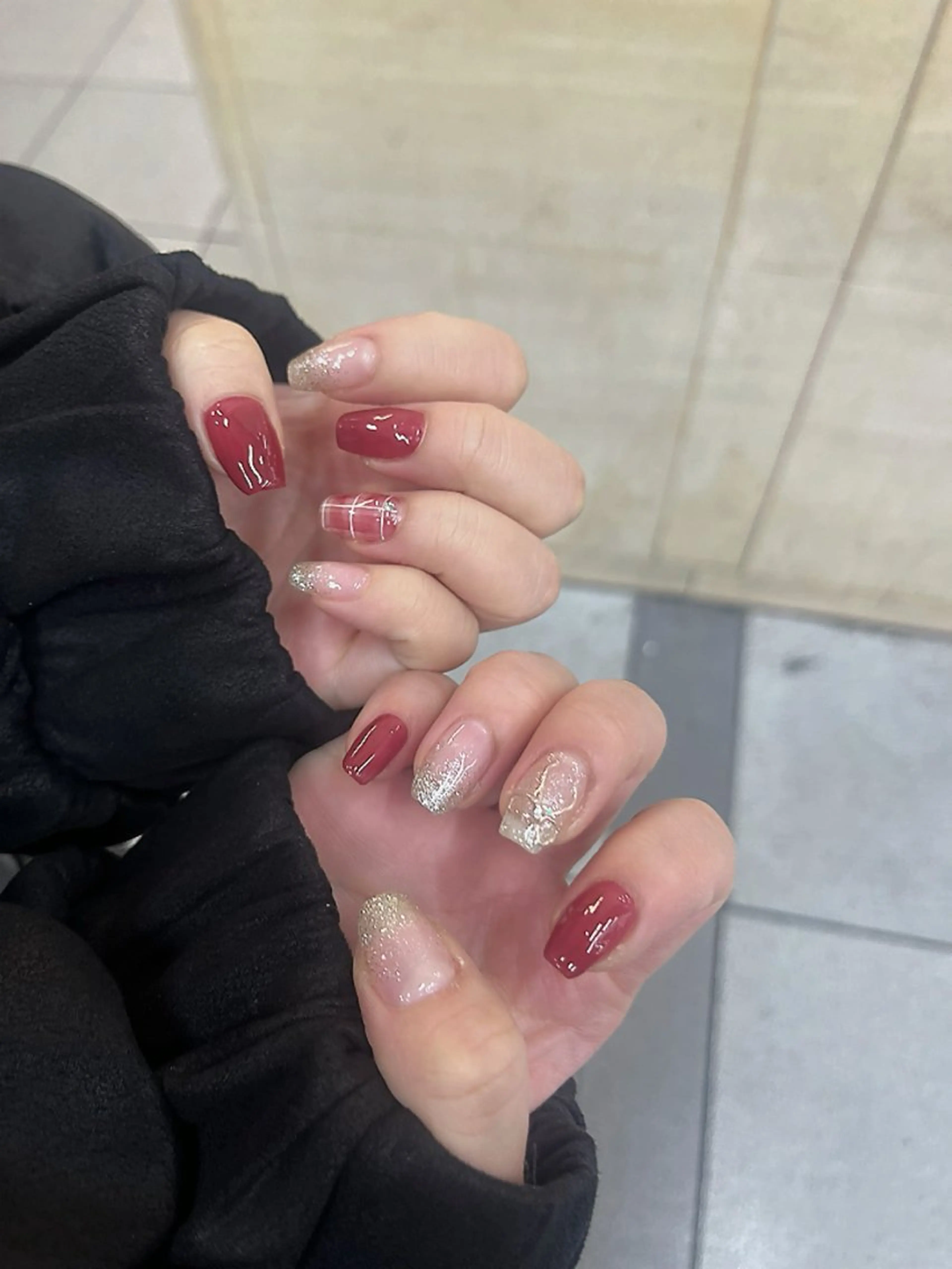 ネイル フレンチネイル ガーリー グラデーション ハート キラキラネイル ハンドネイル chai 上本町 sakuraのネイルデザイン