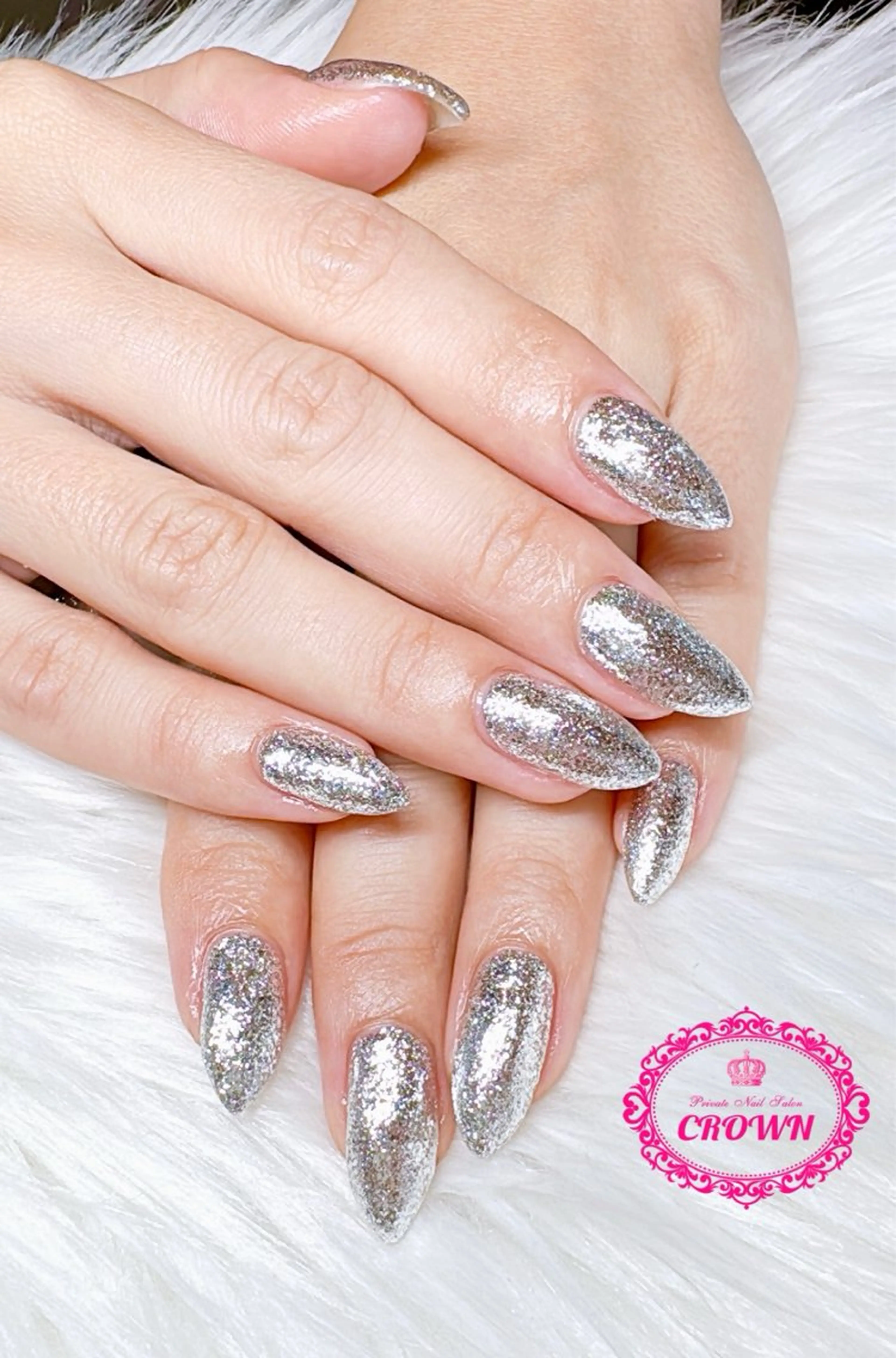 ネイル CROWN プライベートサロンのネイルデザイン