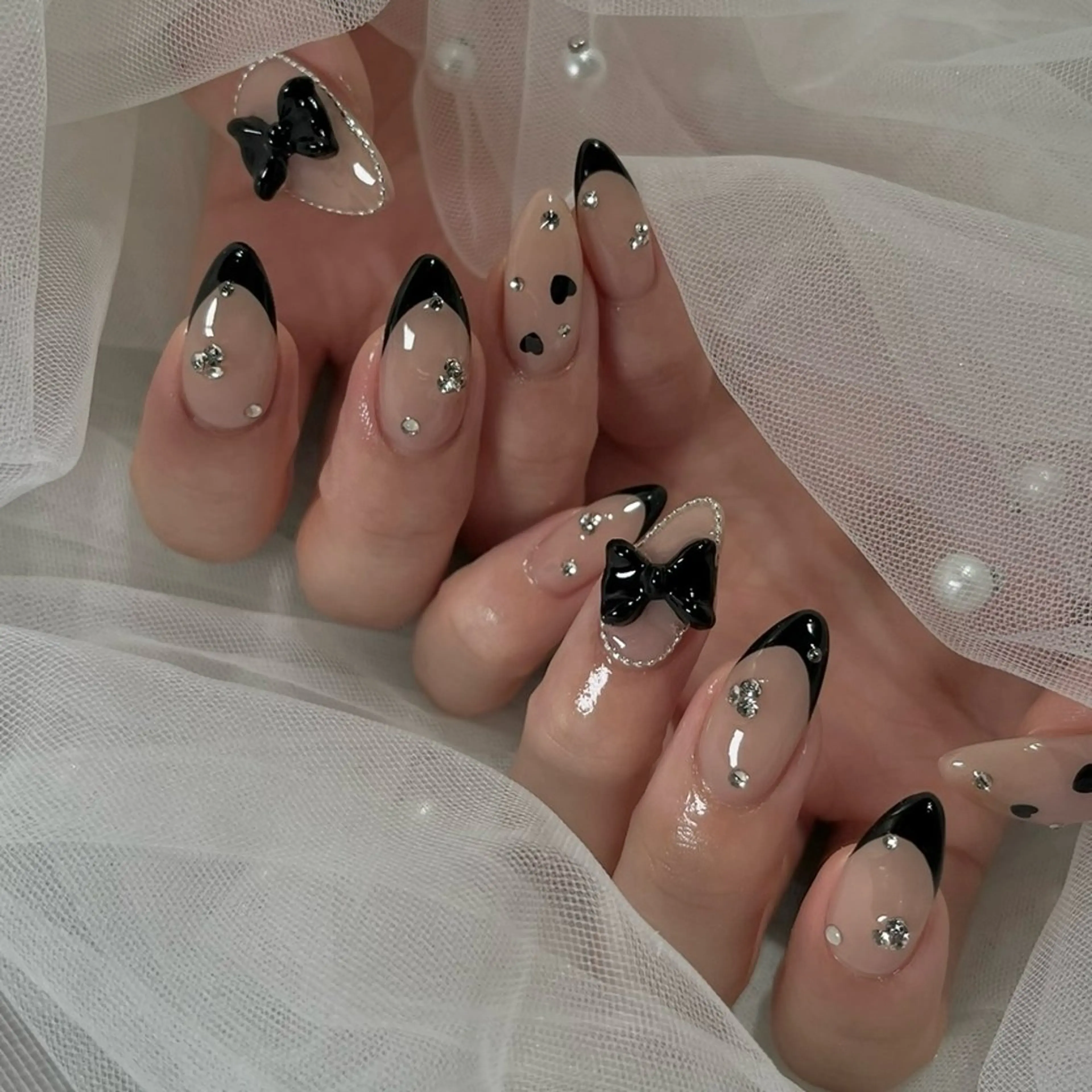 ネイル ハンドネイル NEO Beauty Salon所属・𝐍𝐄𝐎 𝐉𝐔𝐑𝐈のネイルデザイン