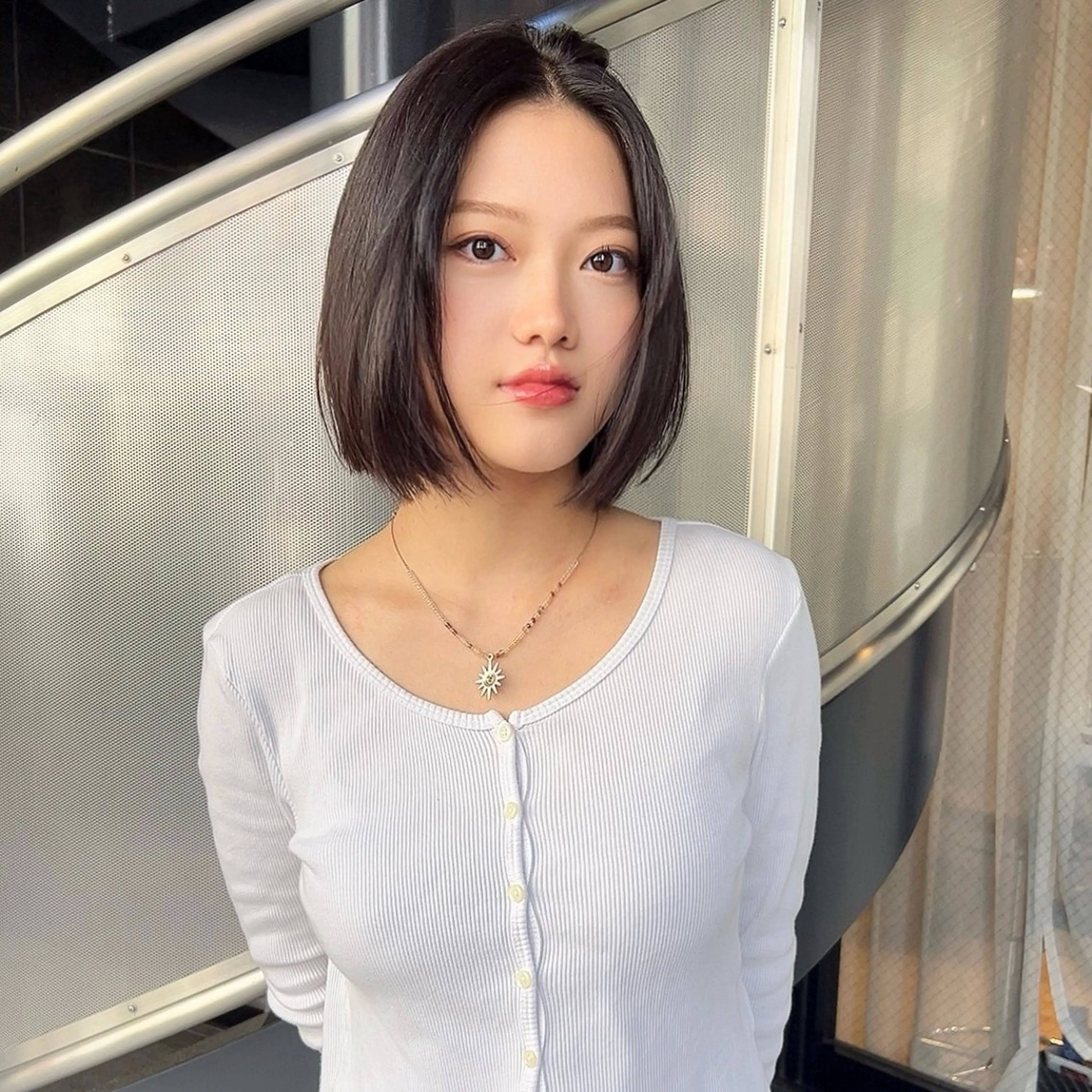 ショート ボブ 似合わせカット カット ヘアカラー calna 古賀 菜摘のヘアスタイル