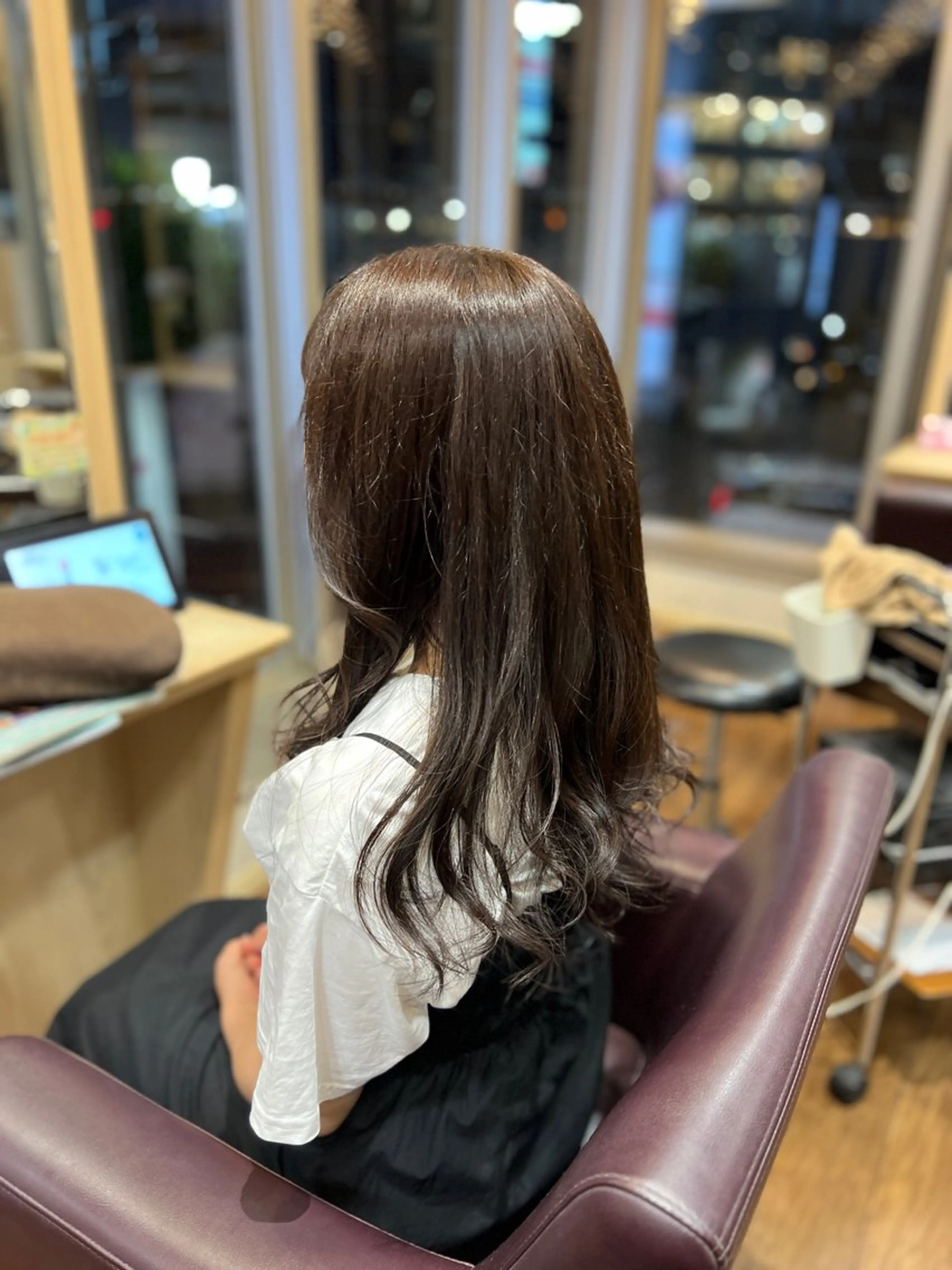 ロング 小林 光紗のヘアスタイル