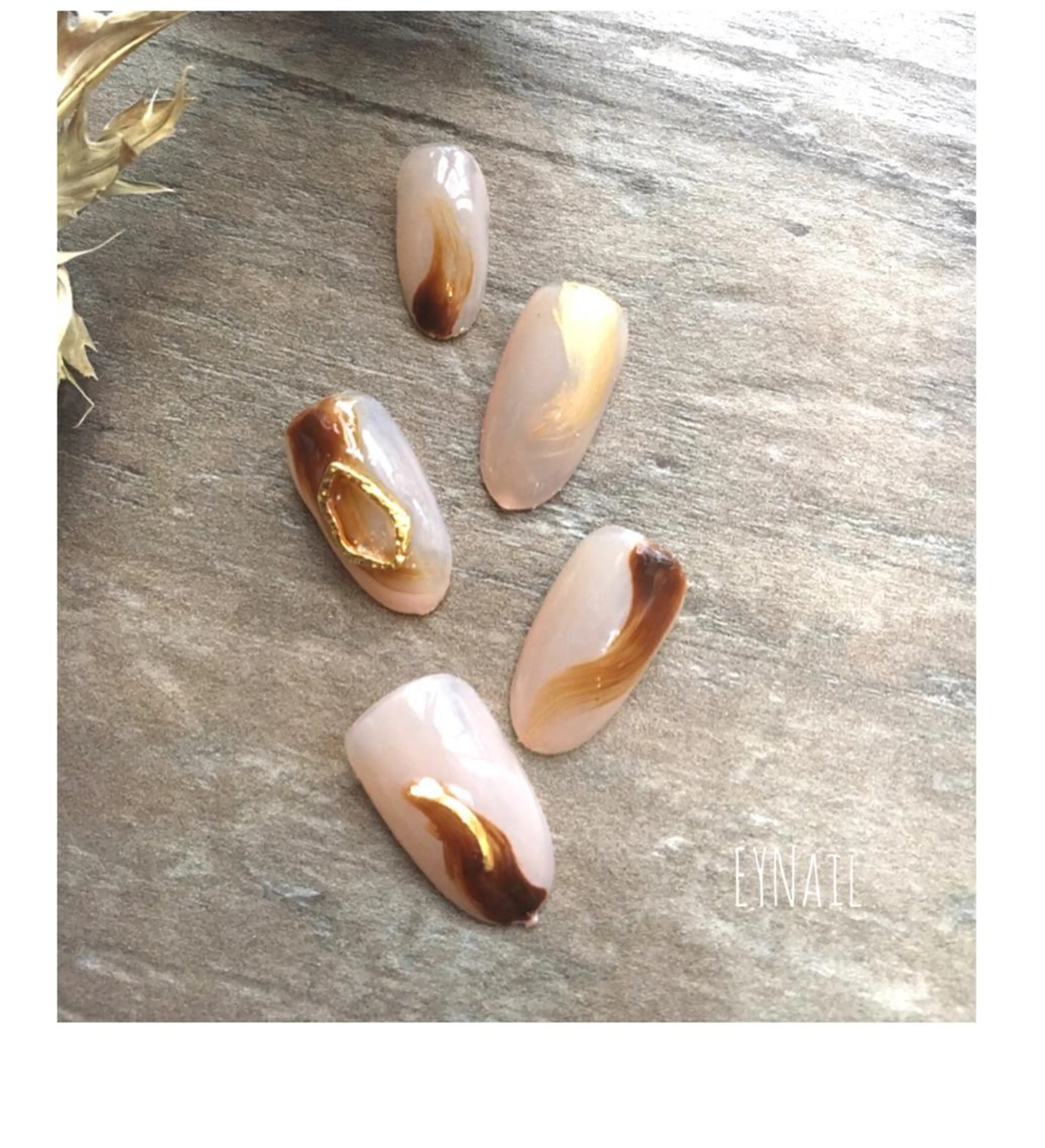 ネイル ハンドネイル EYNail Eriのネイルデザイン