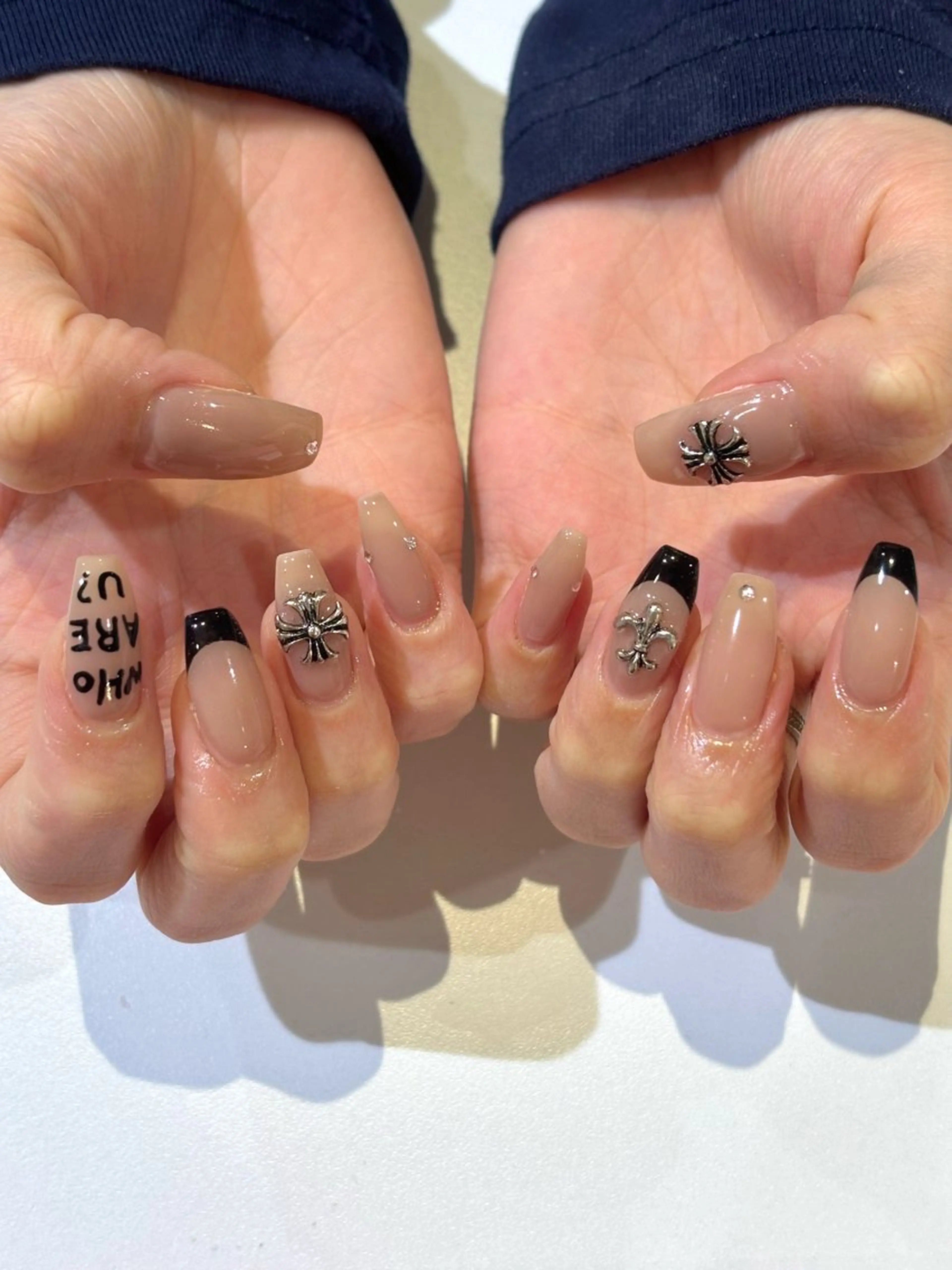 ネイル REINA .のネイルデザイン