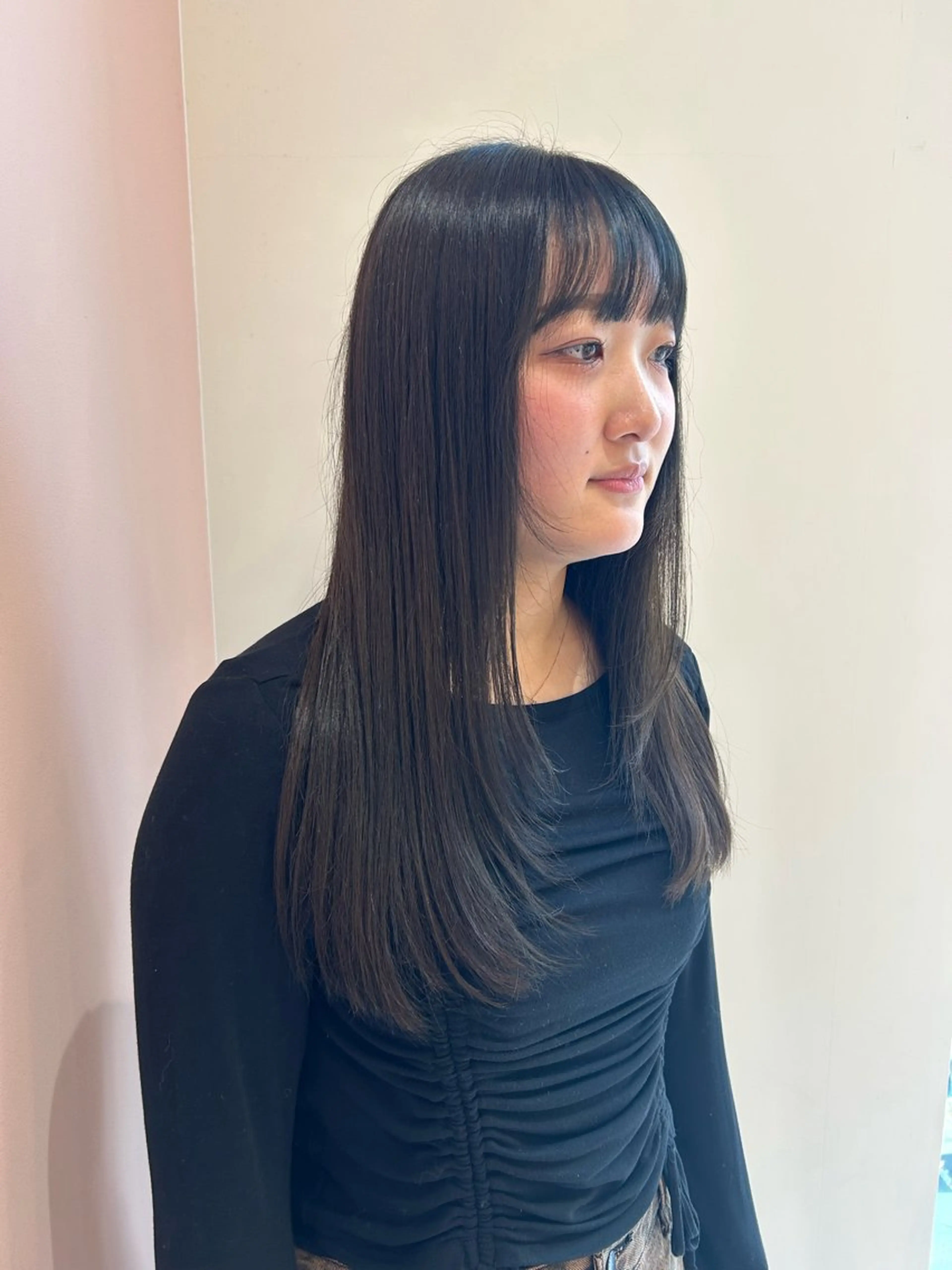 ロング Via  京都烏丸所属・RINA/ハイトーン /レイヤー/髪質改善のヘアスタイル