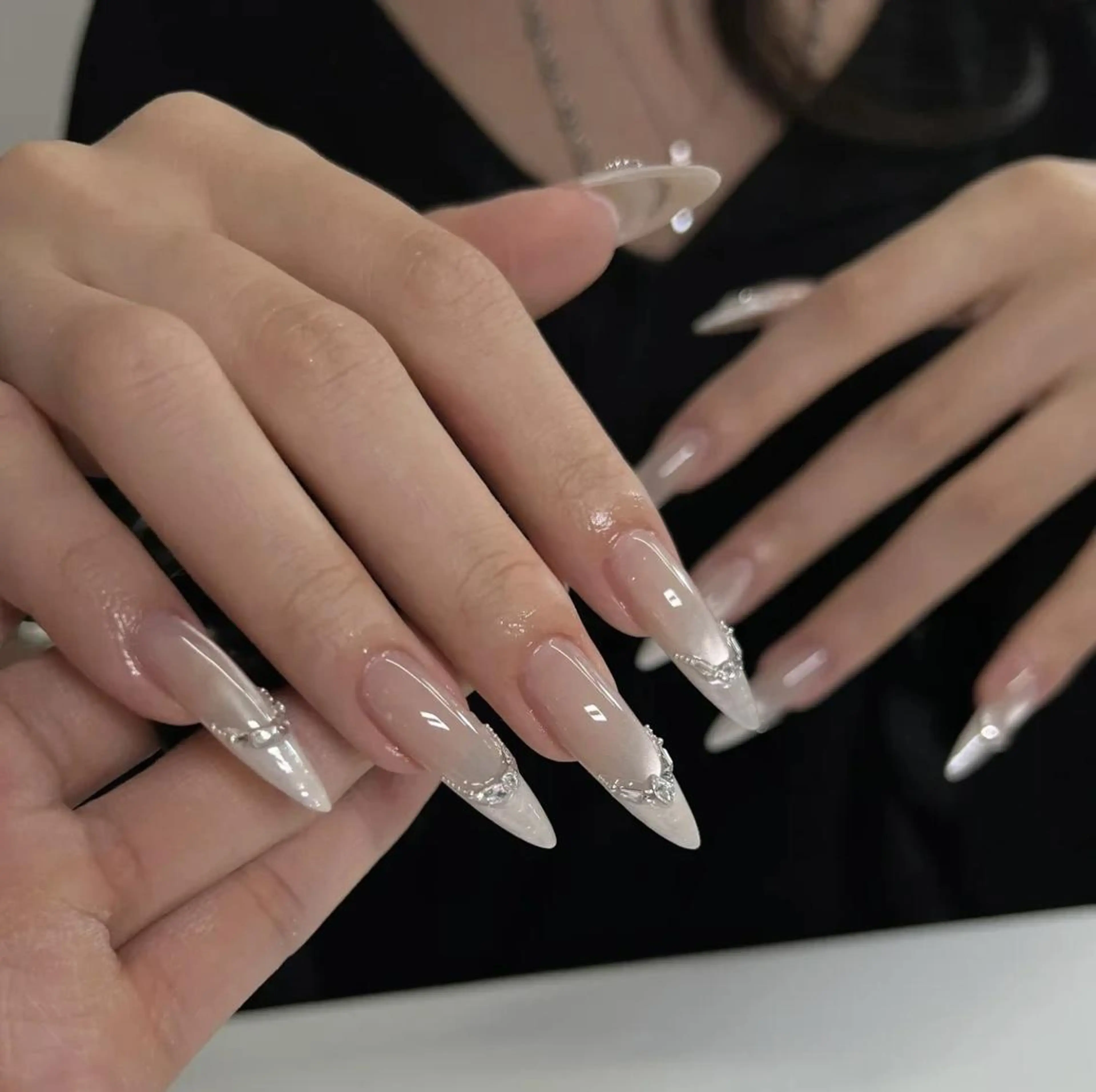 ネイル AB マツエクネイルサロンのネイルデザイン