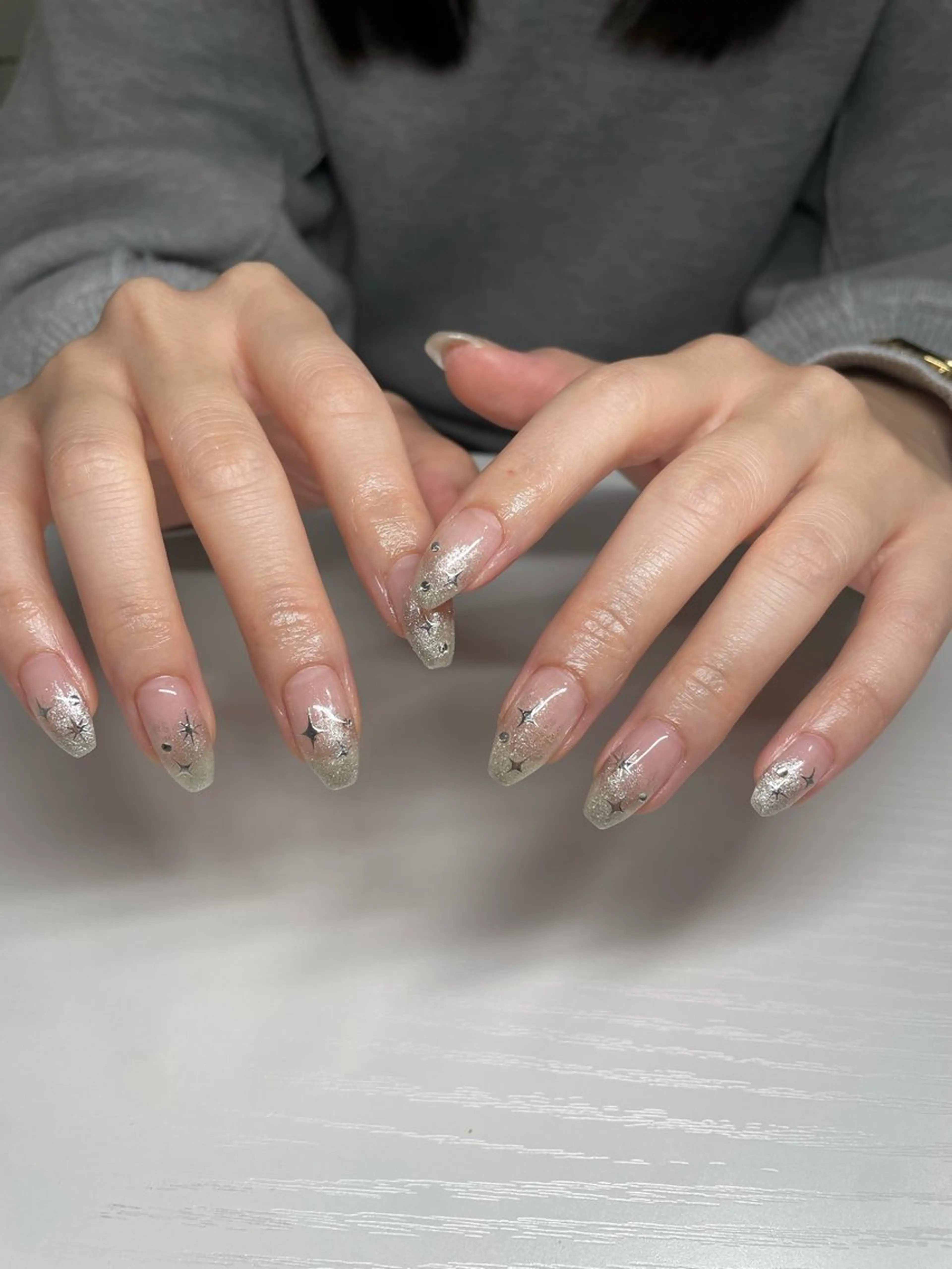 ミディアム ハンドネイル LBnail.sae /おえかきネイルのネイルデザイン