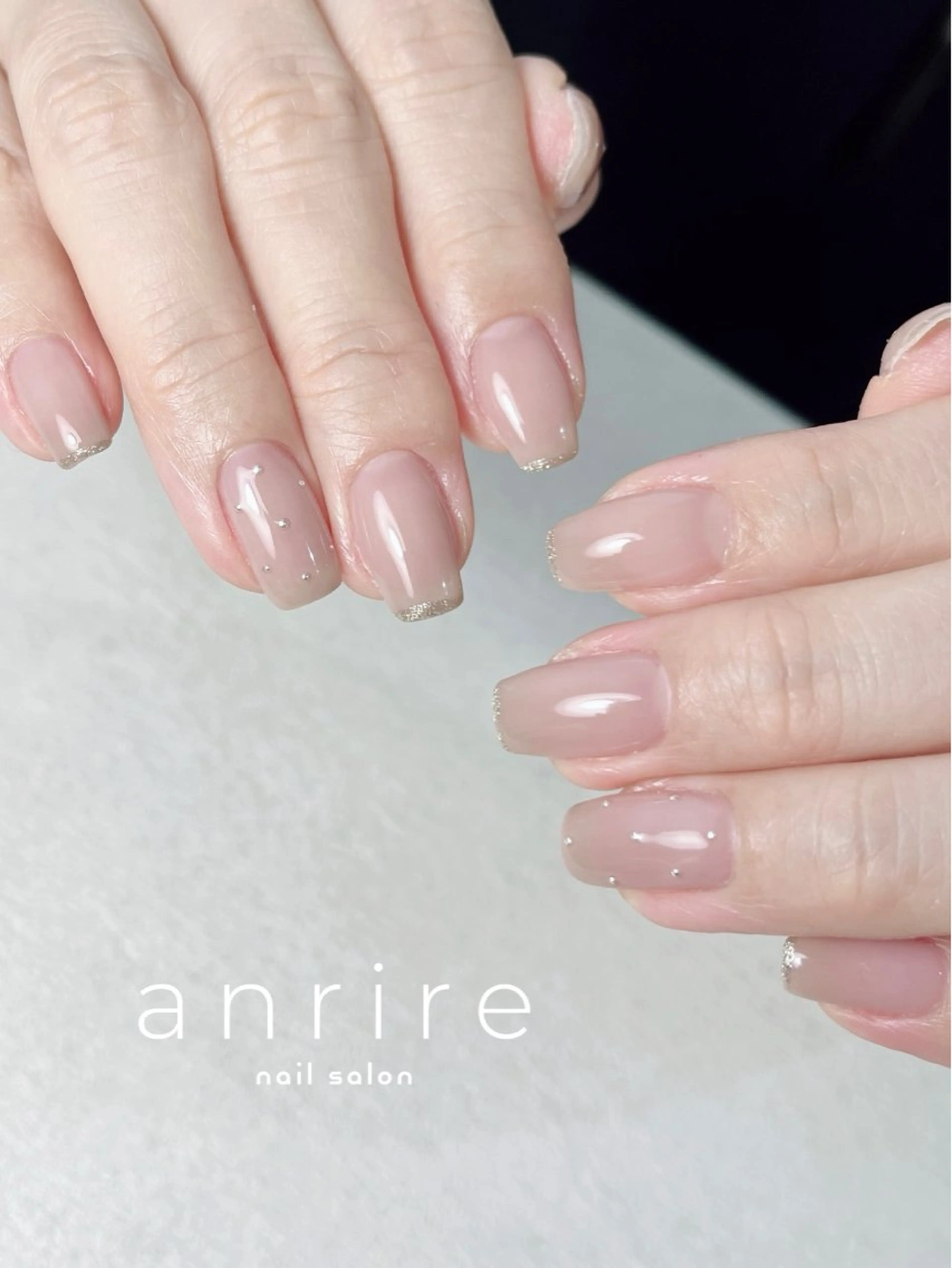 ネイル ドット ジェルネイル ラメ(グリッター) オフィスネイル パラジェル ハンドネイル nailsalon anrireのネイルデザイン