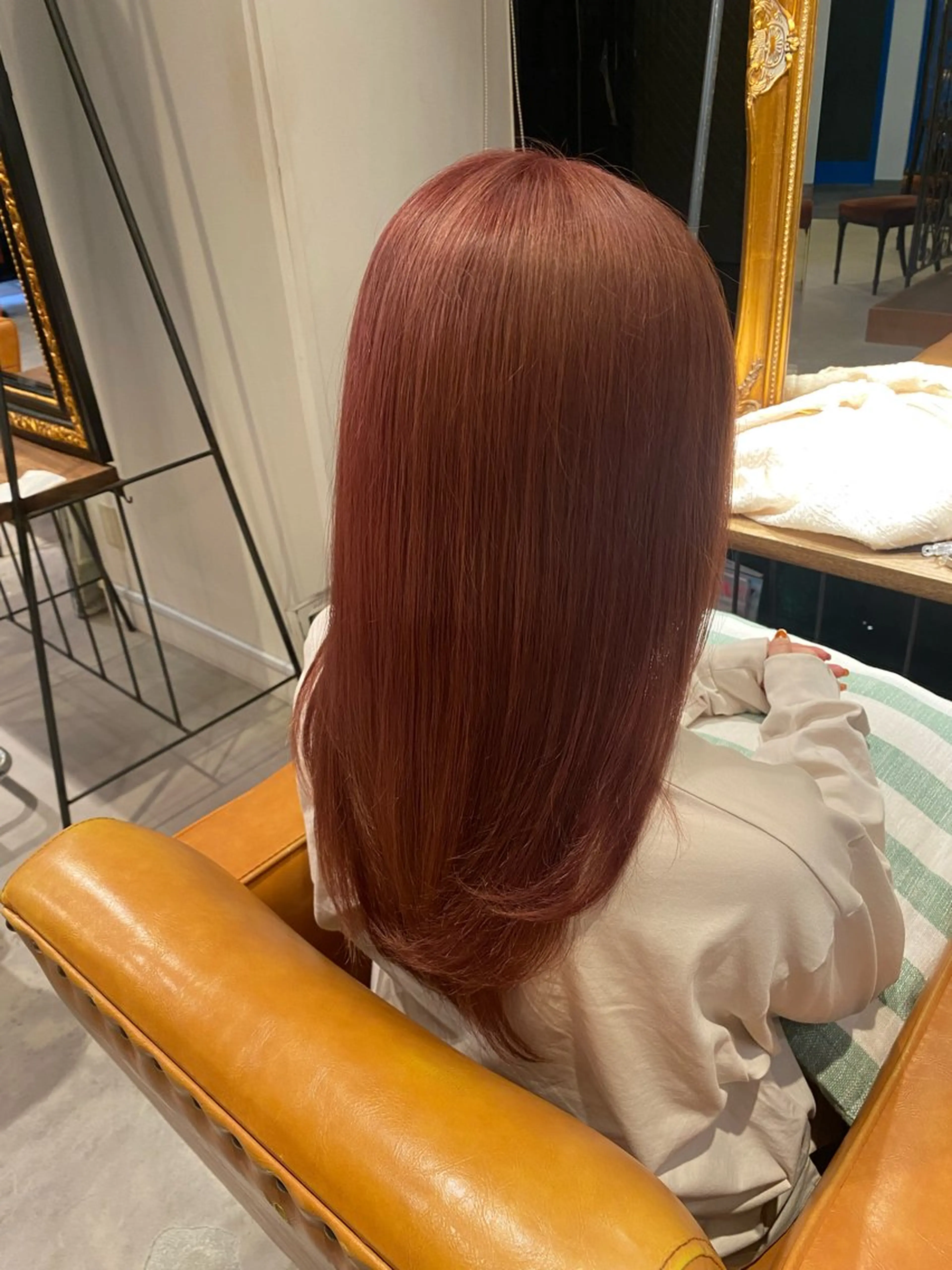 ロング カラー ベージュカラー ピンクカラー ピンクベージュ トリートメント SAKI サキのヘアスタイル
