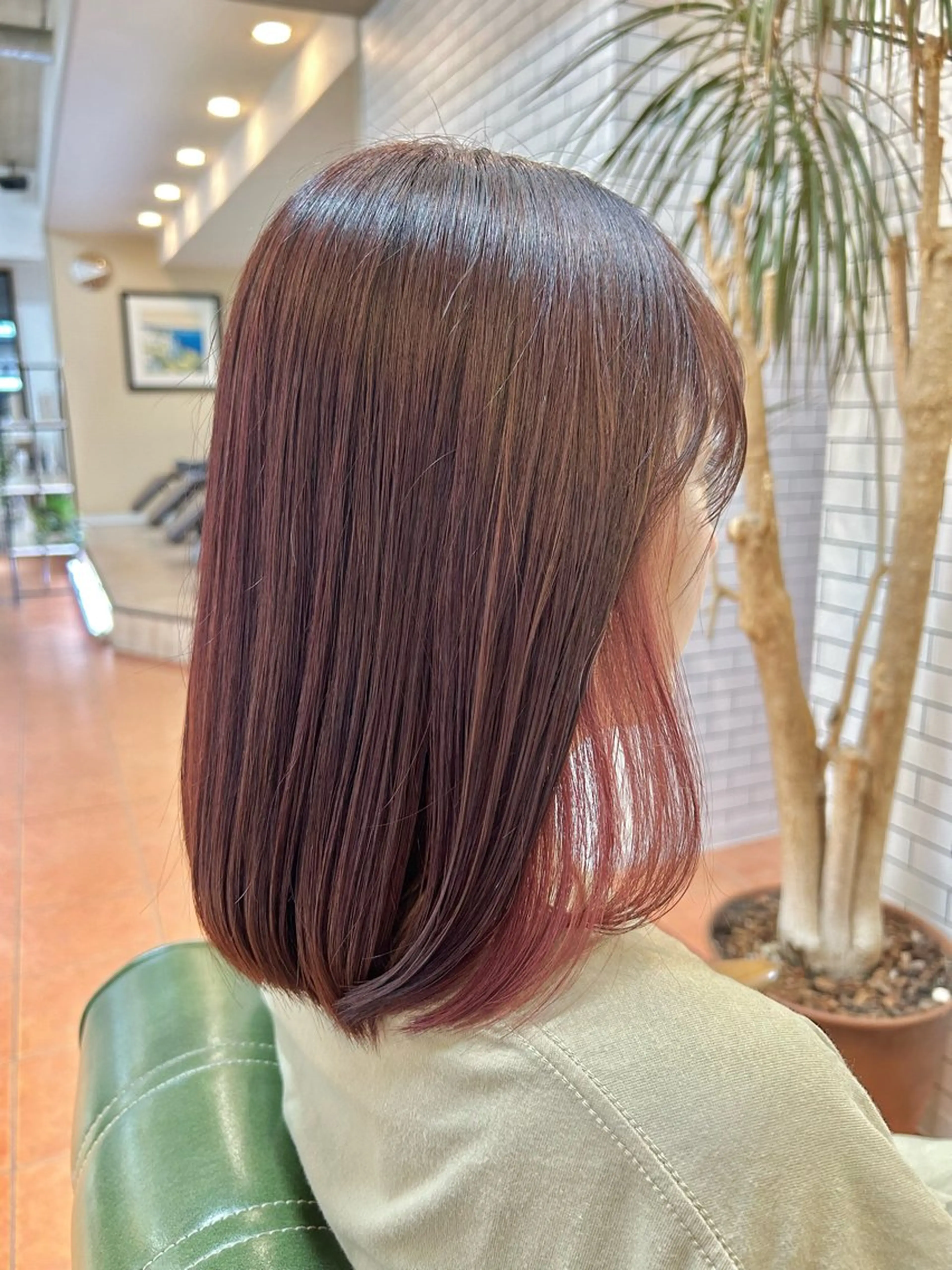 ミディアム カラー ヘアカラー トリートメント 石井 佑樹のヘアスタイル