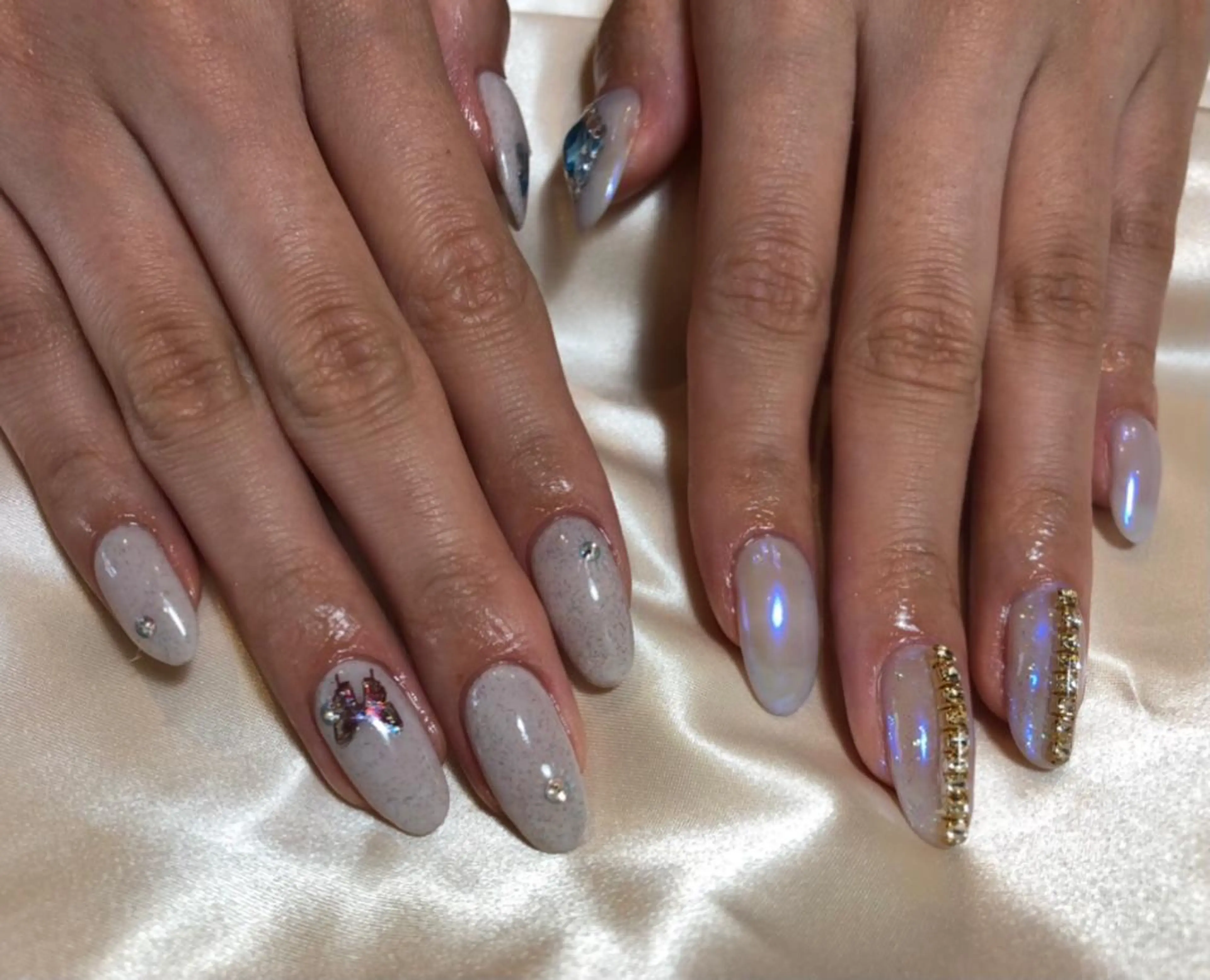 ネイル オーロラネイル パラあり！フィルイン 美フォルムのネイルデザイン