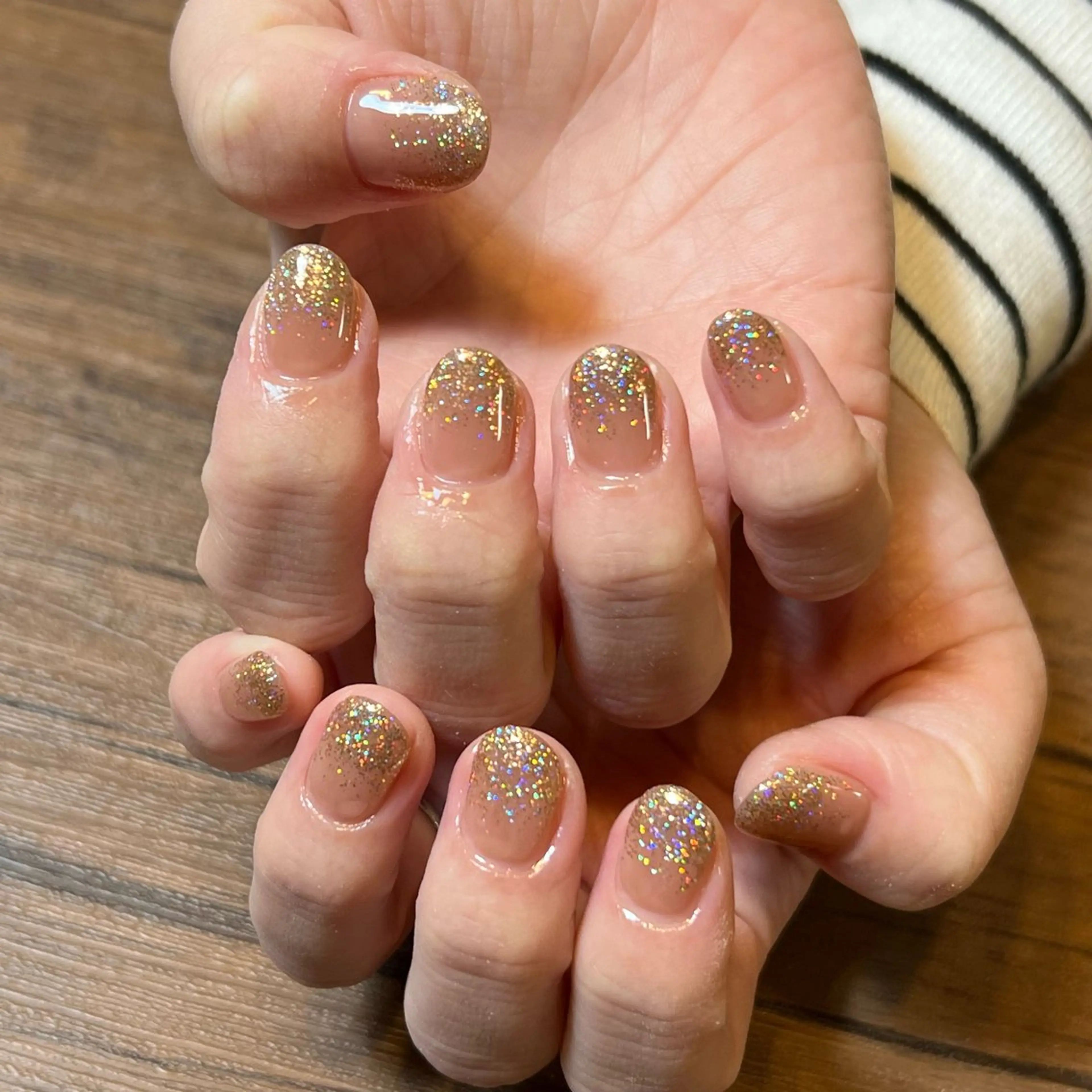 ネイル HENRIETTA NAILSALONのネイルデザイン