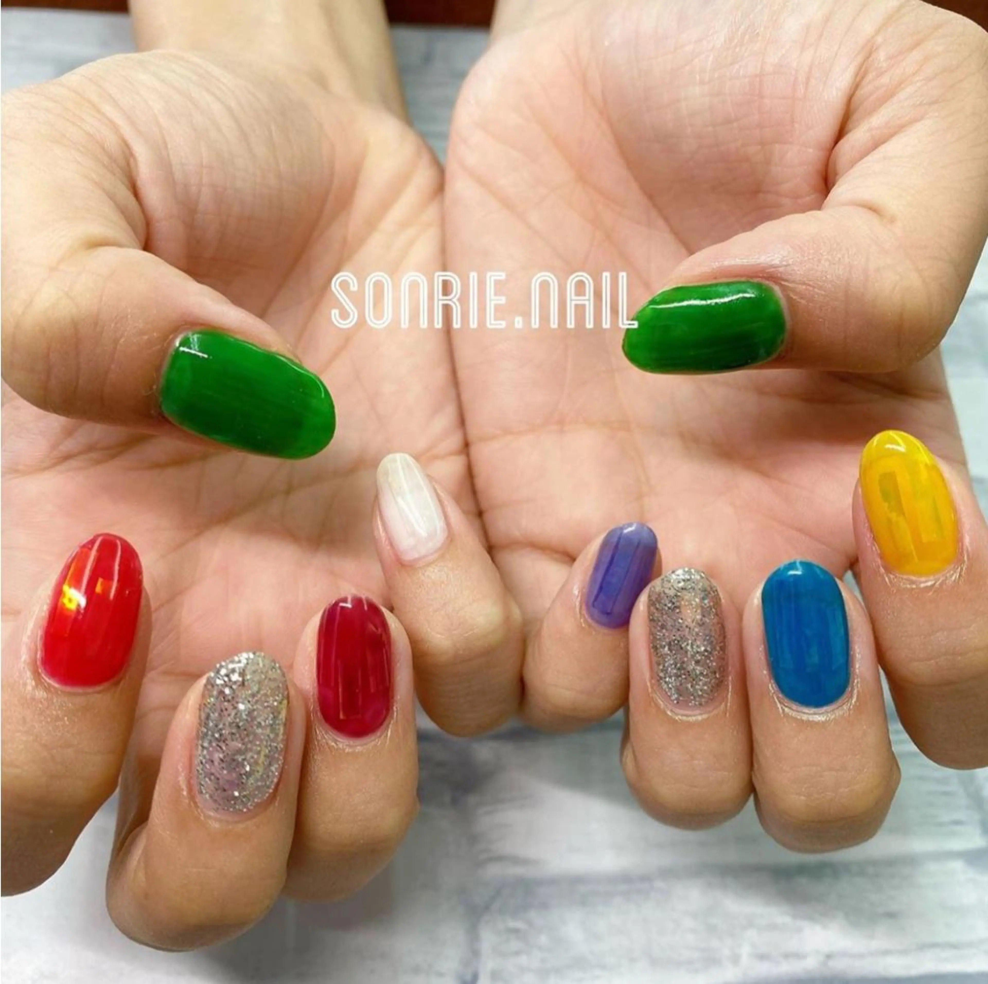 ネイル マツエク・マツパ 豊橋美容院 ソンリエのヘアスタイル