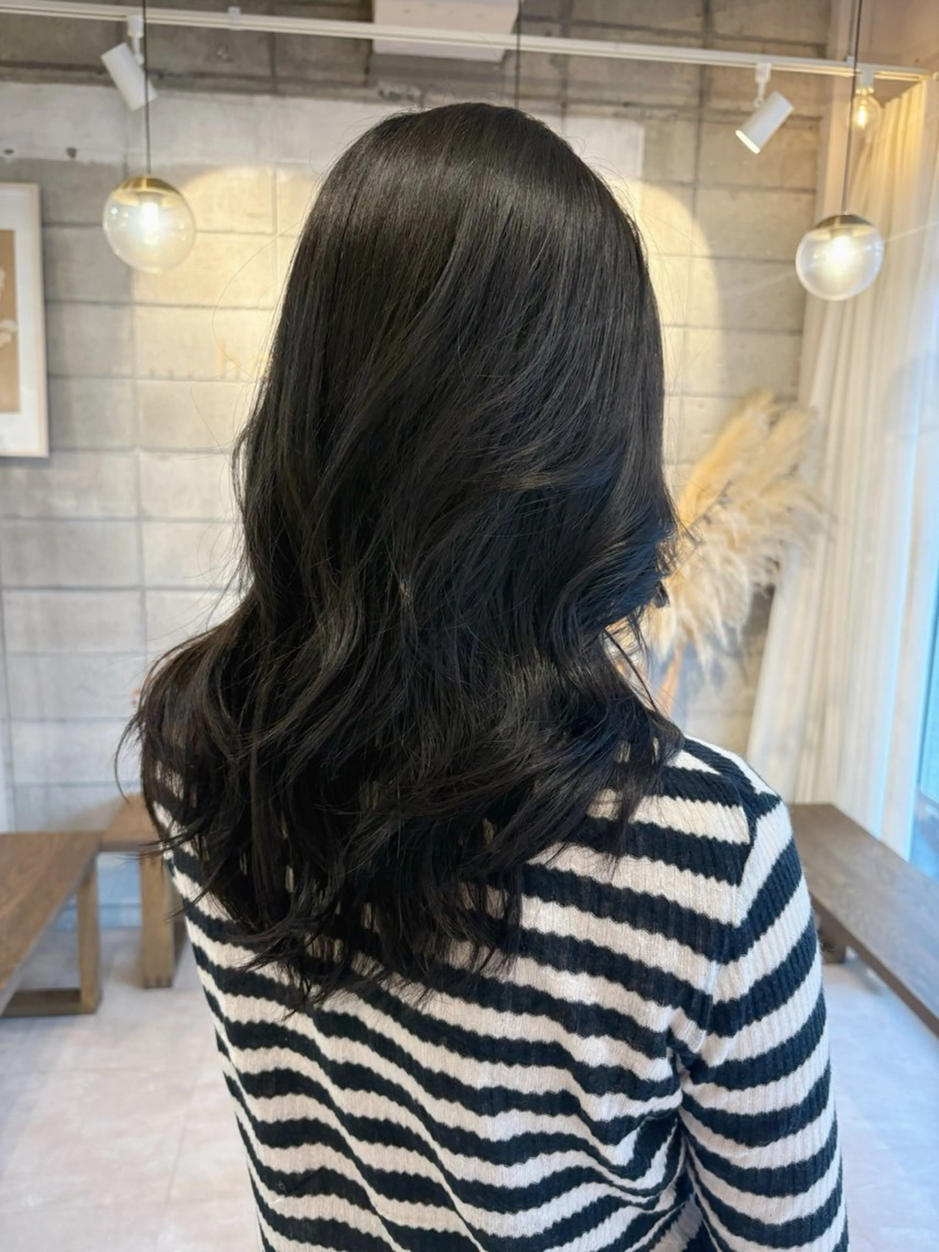 セミロング カット トリートメント 中村 潮音のヘアスタイル