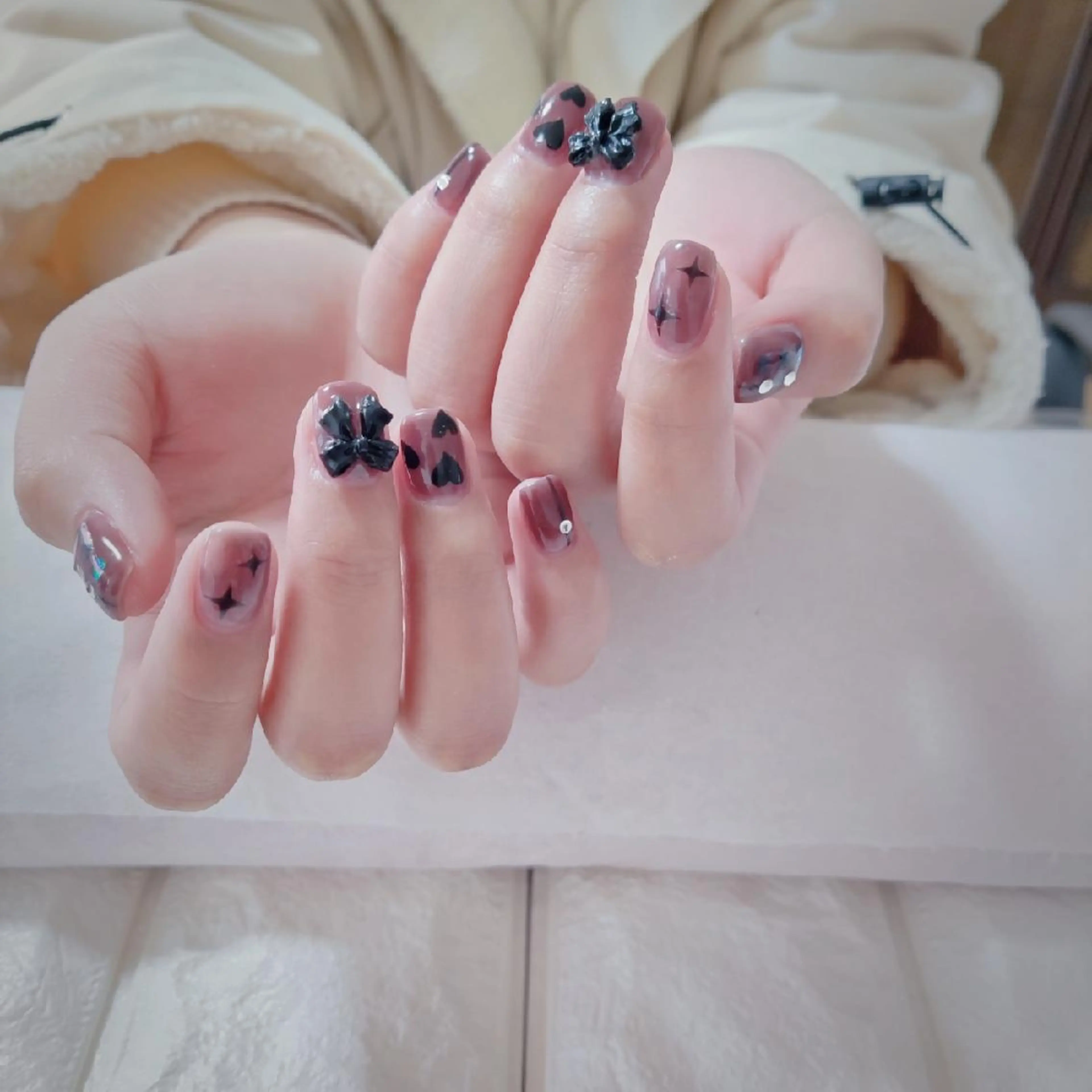 カラー ネイル ハンドネイル 横浜市中区曙町 E·U·Bネイルのネイルデザイン