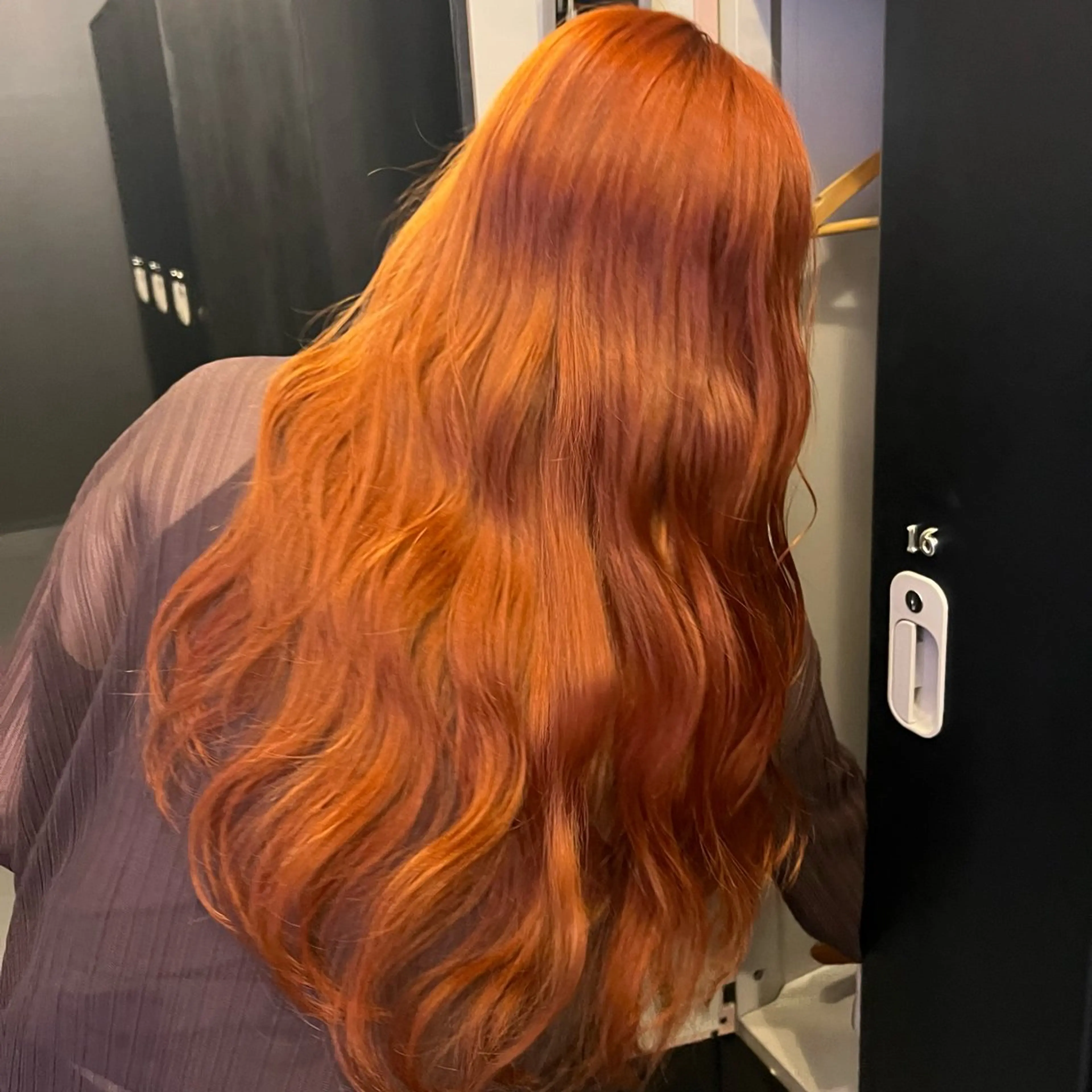 セミロング カラー ブリーチ ケアブリーチ 🌼動き×透明感🩵 ハイトーン/ナナのヘアスタイル