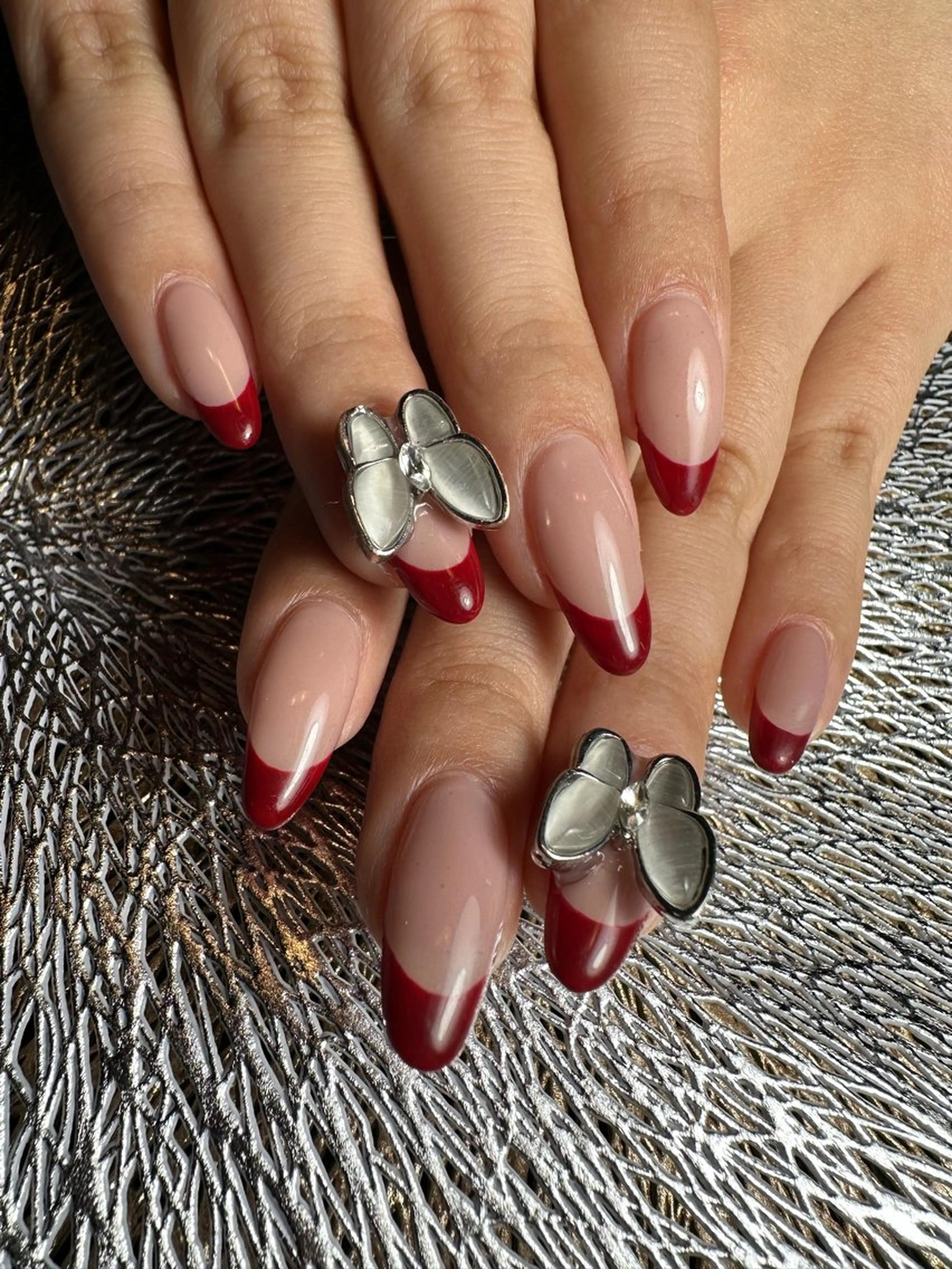 ネイル フレンチネイル 赤色 nail salon 凪のネイルデザイン