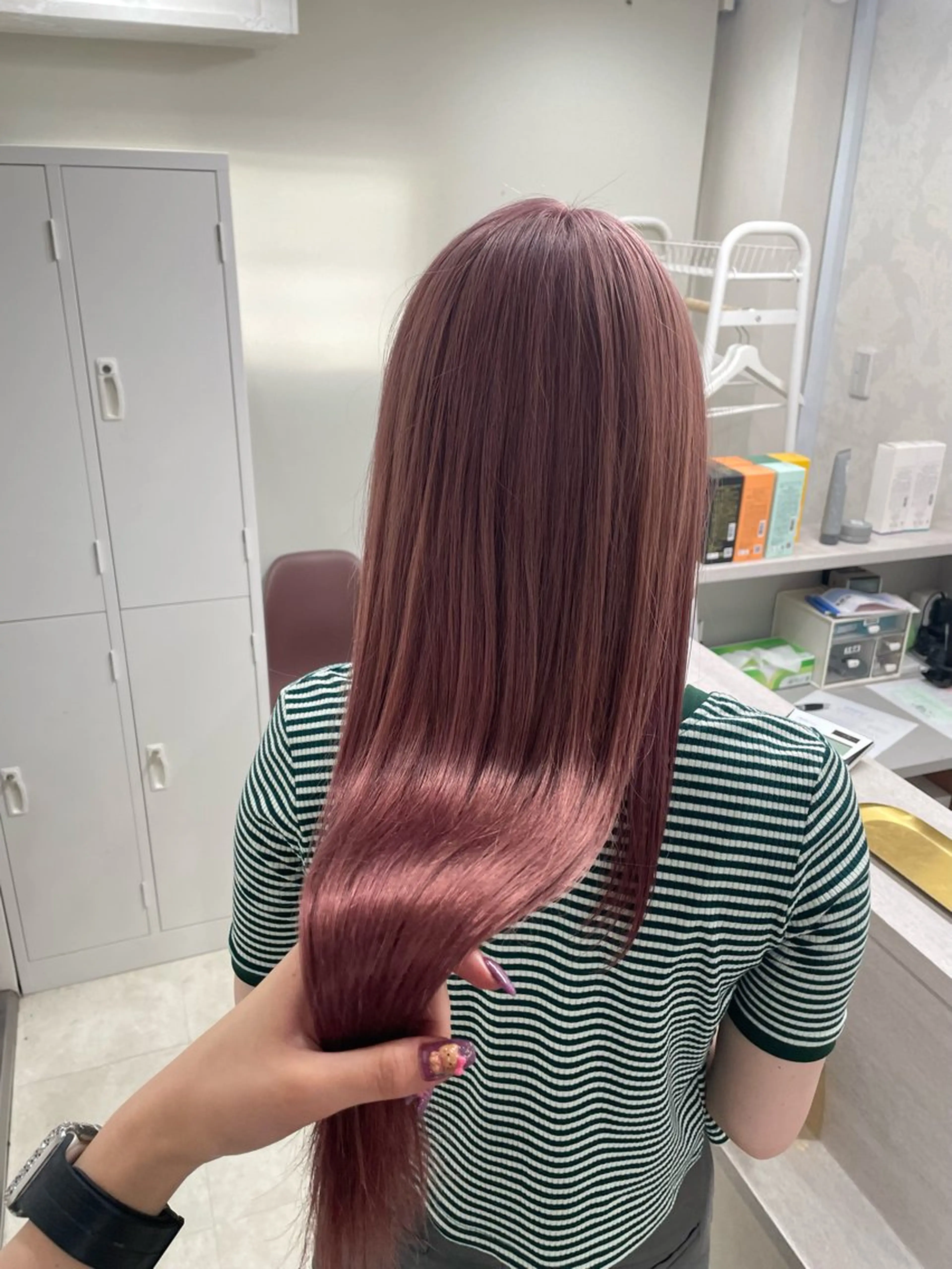 ロング カラー ラベンダーカラー ピンクカラー ピンクラベンダー ヘアカラー トリートメント 🩵ハイトーン/ レイヤーYUZU🩵のヘアスタイル