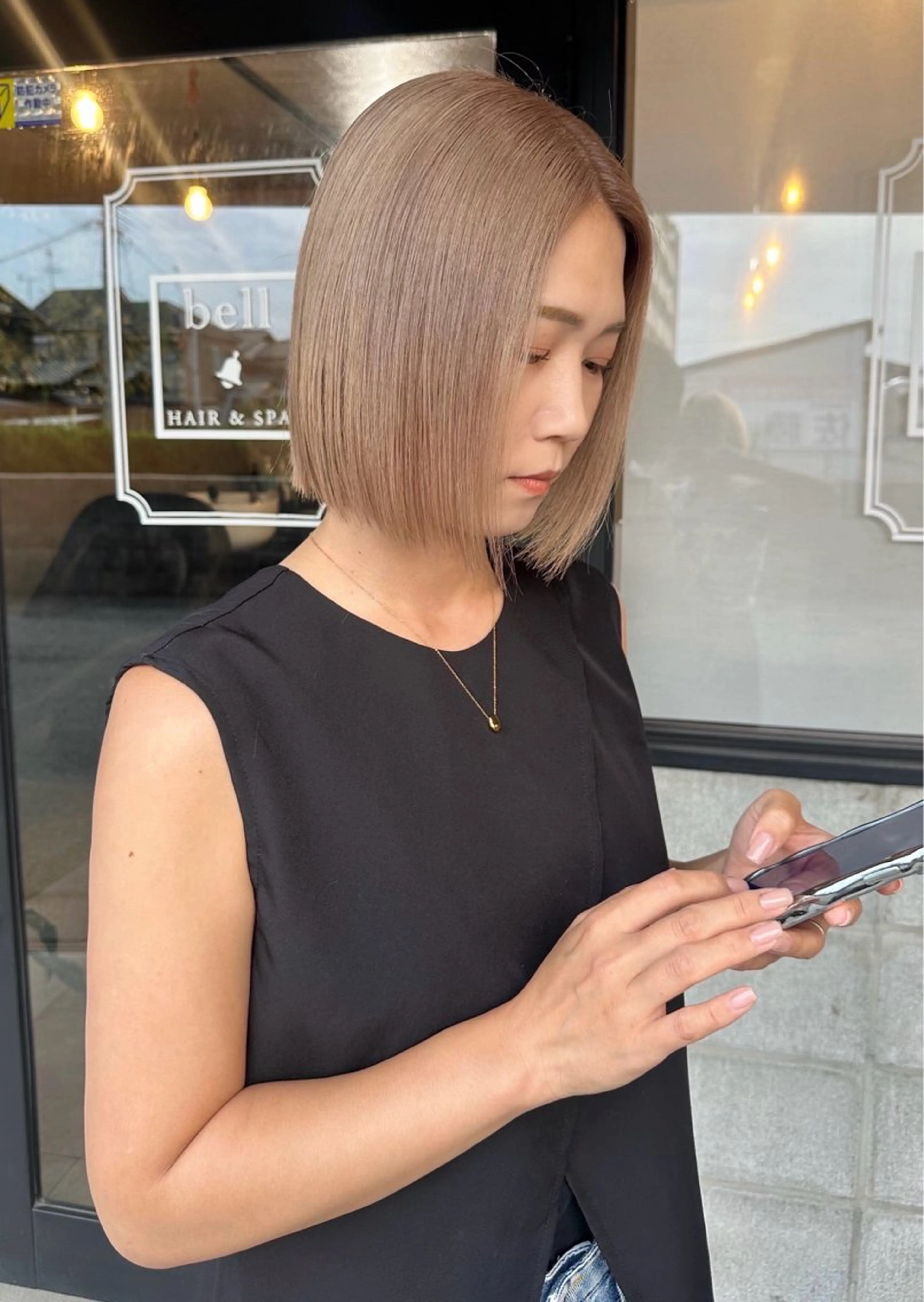 ミディアム ヘアカラー 森本 笑のヘアスタイル