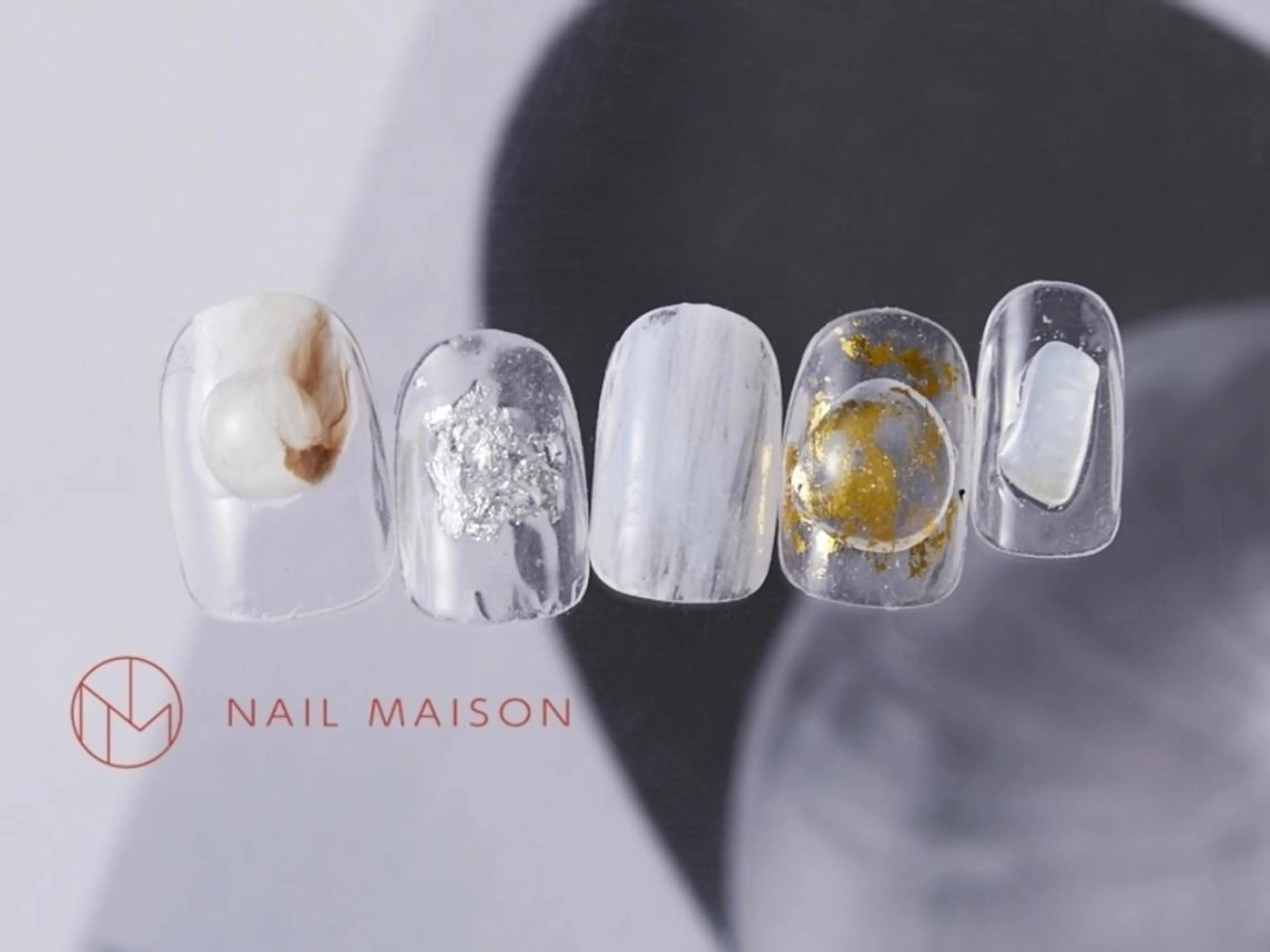 ネイル T RIRIKAのネイルデザイン