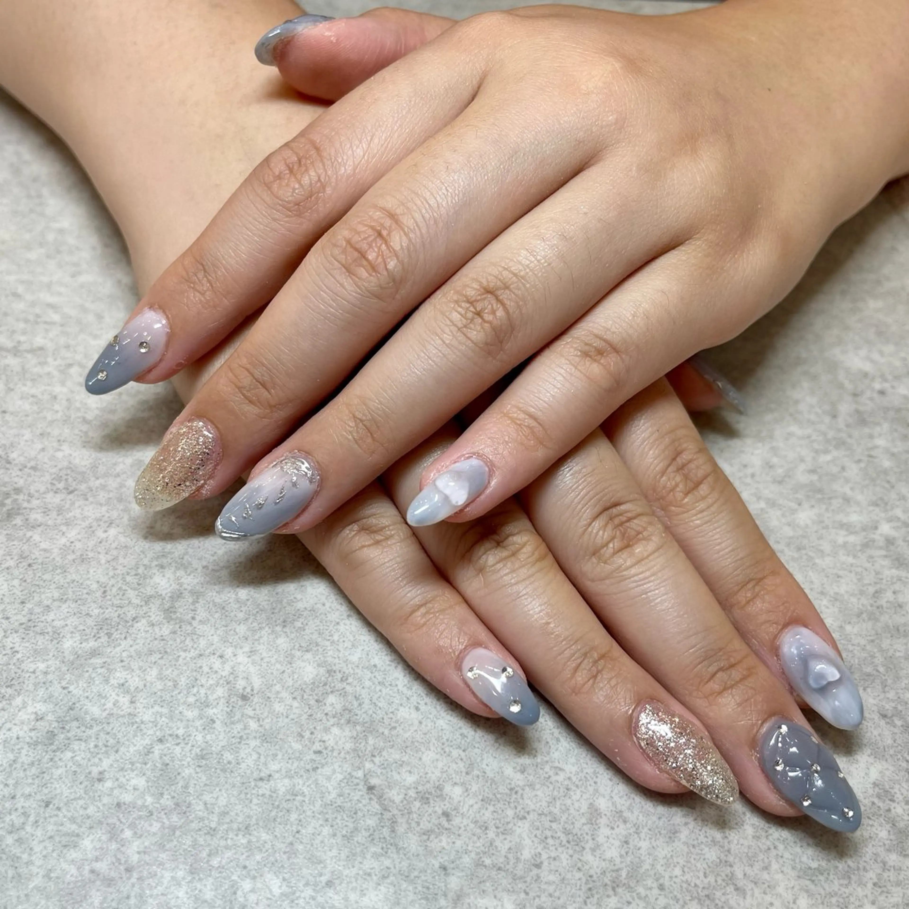 ネイル UnFLAIR KASUMIのネイルデザイン