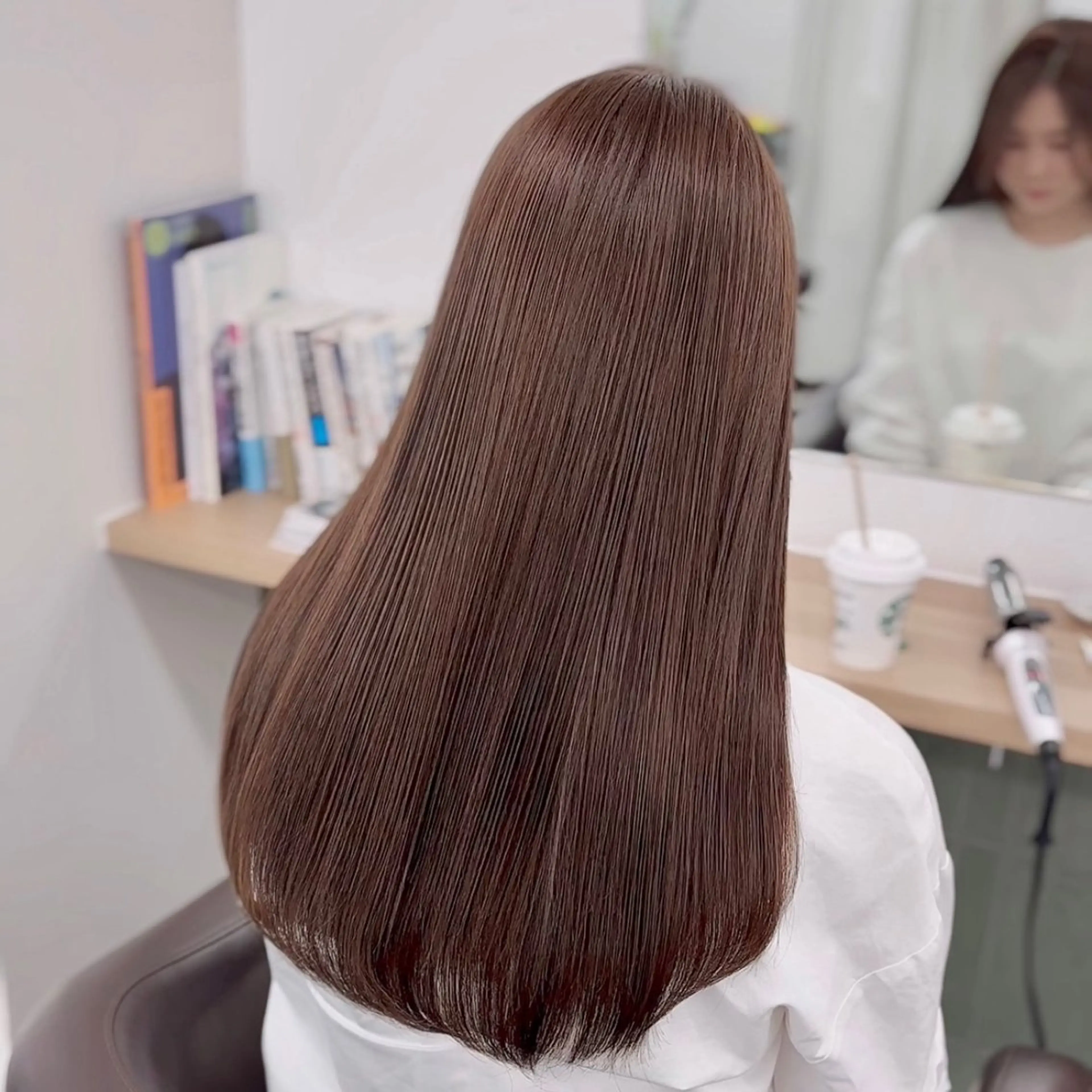 ロング カラー カット ヘアカラー トリートメント ブリーチなし/レイヤ ー特化🌈Tommyのヘアスタイル