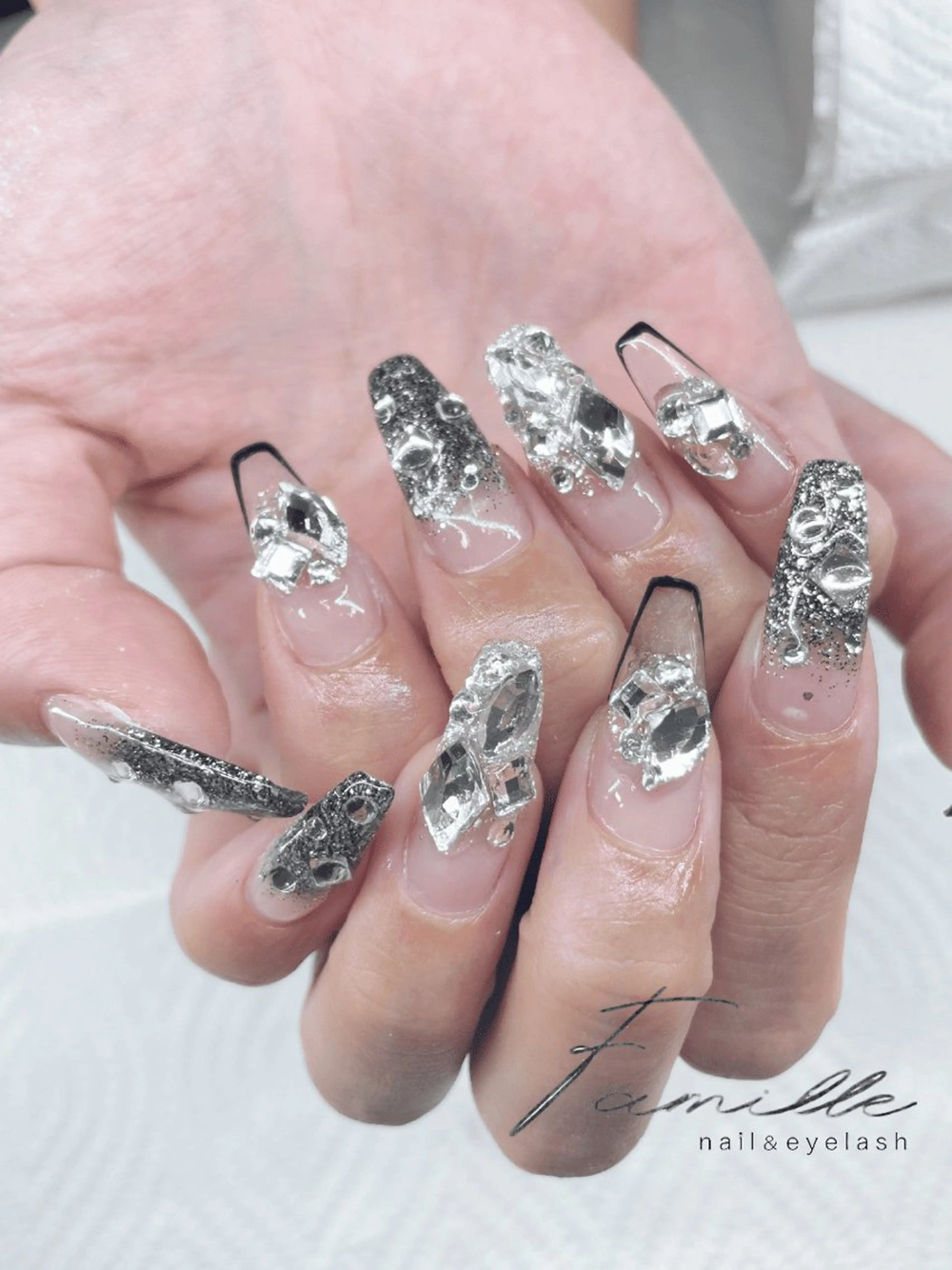 ミディアム Tanaka Nailistのネイルデザイン