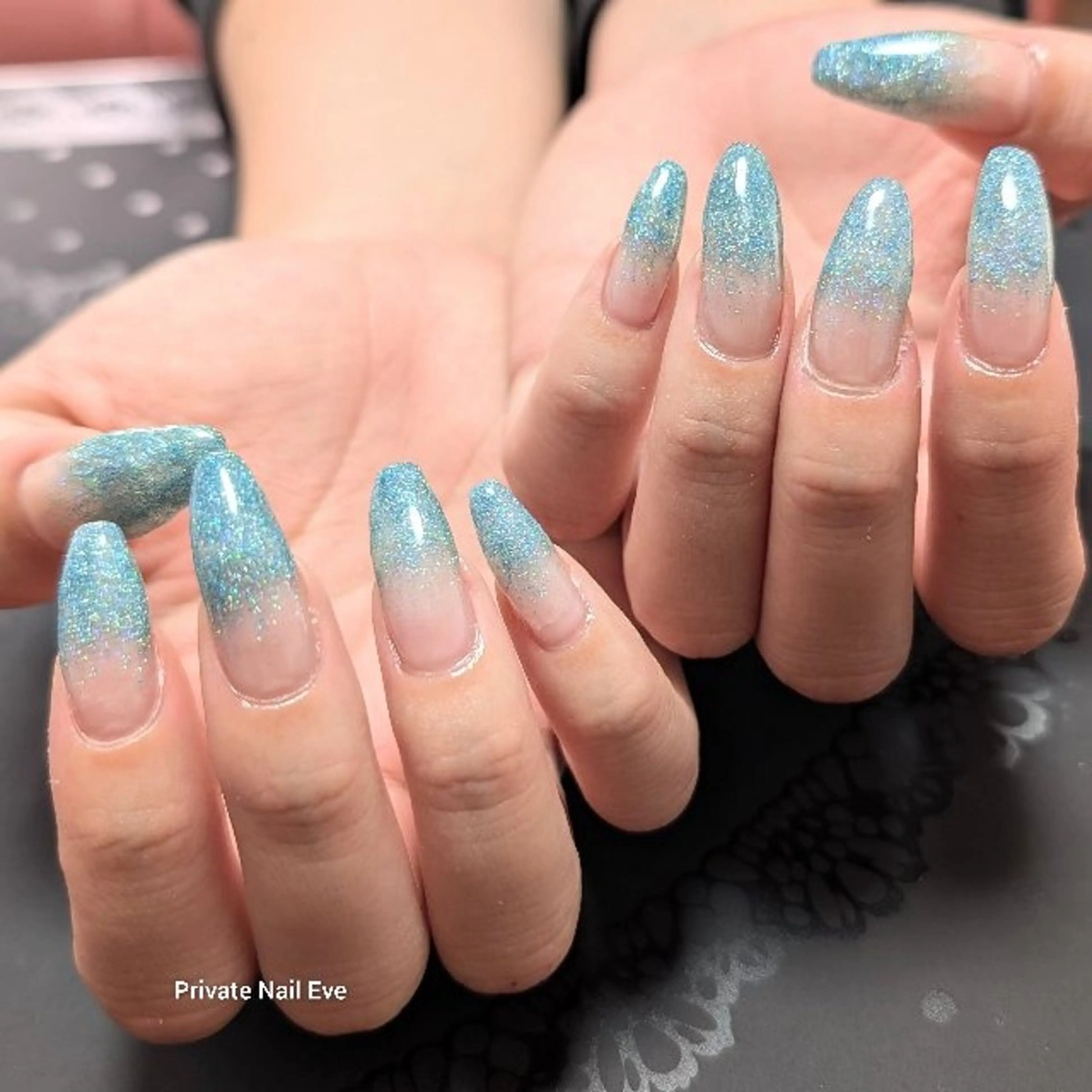 ネイル グラデーション ラメ(グリッター) ラメグラデーション ハンドネイル ネイル junkoのネイルデザイン