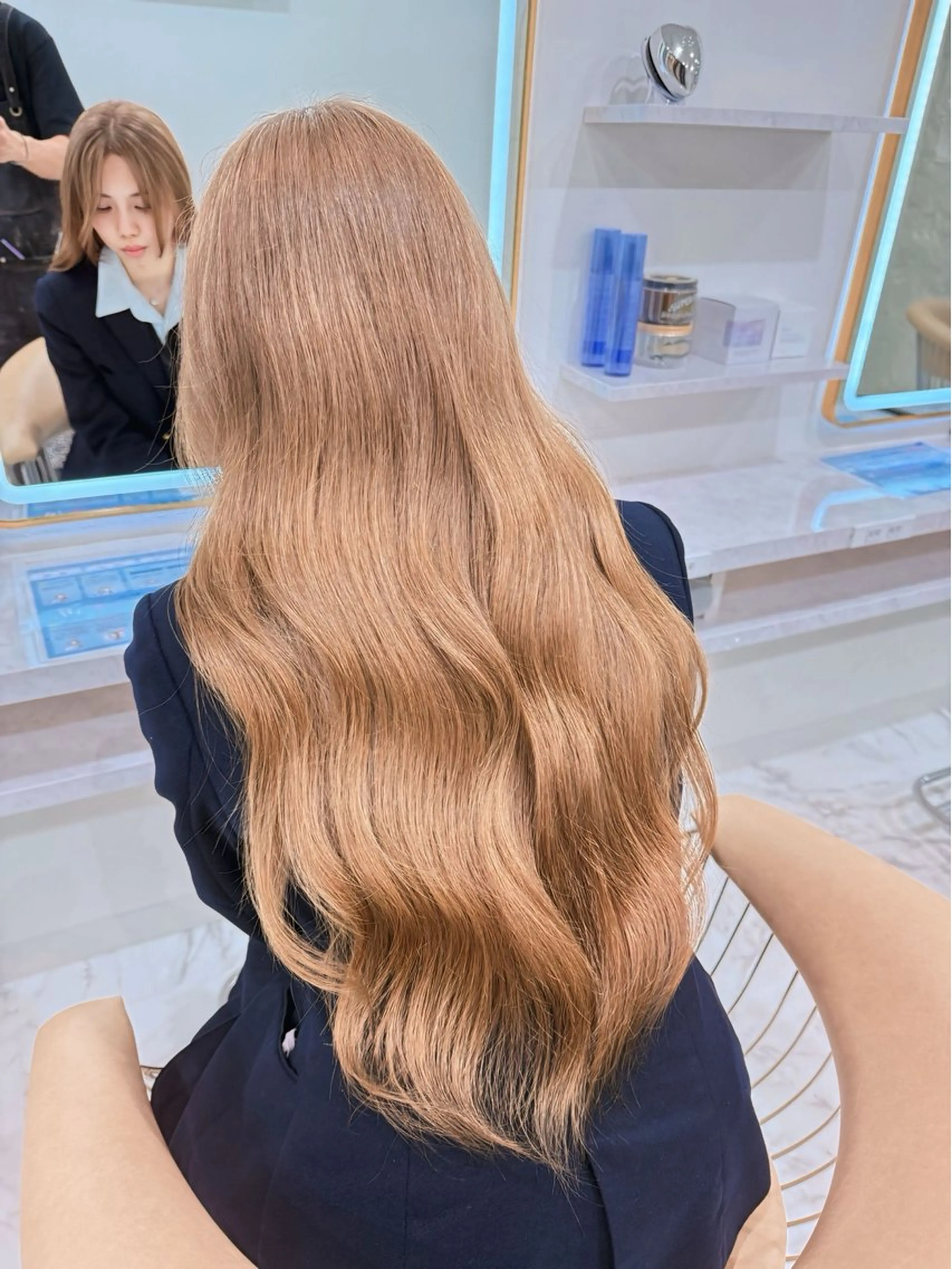 ロング カラー ブリーチ ケアブリーチ ヘアカラー SE ITAのヘアスタイル