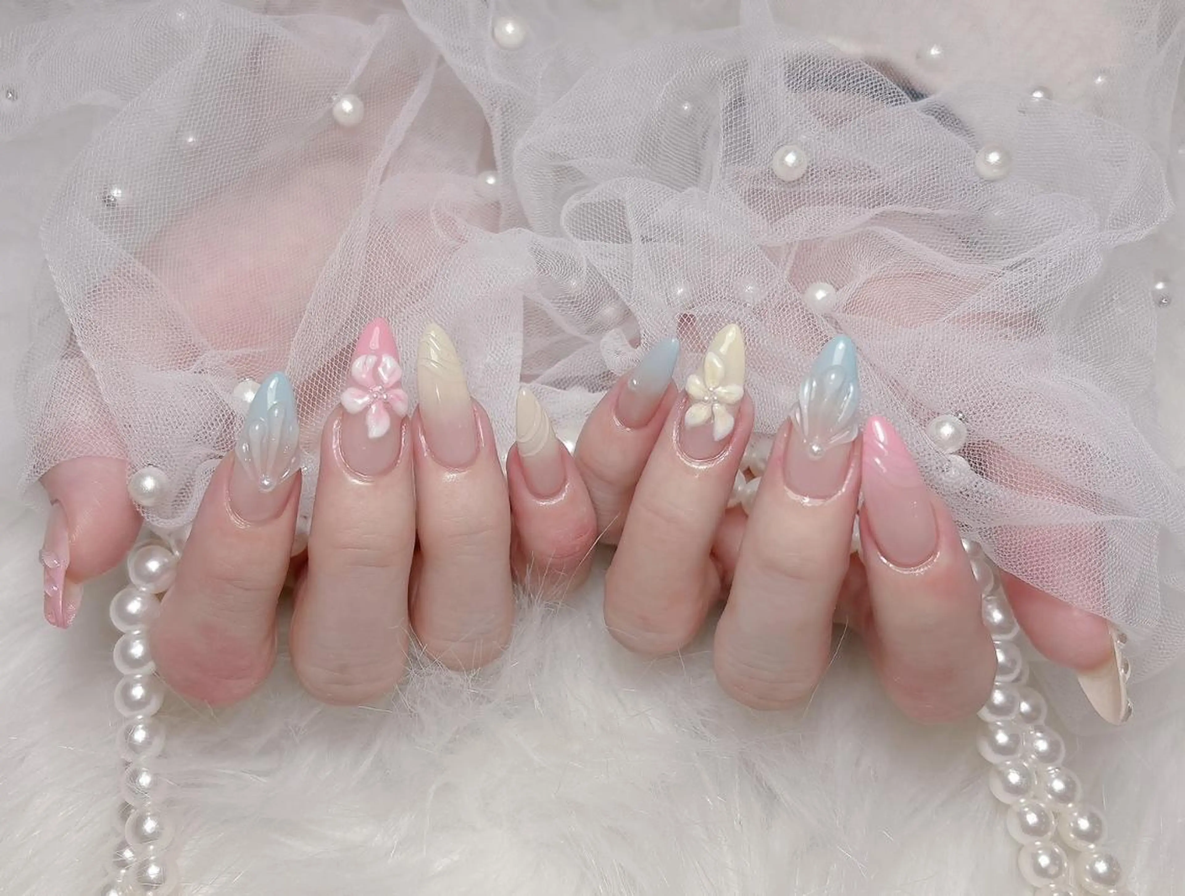 ネイル emu 心斎橋 k.oのネイルデザイン