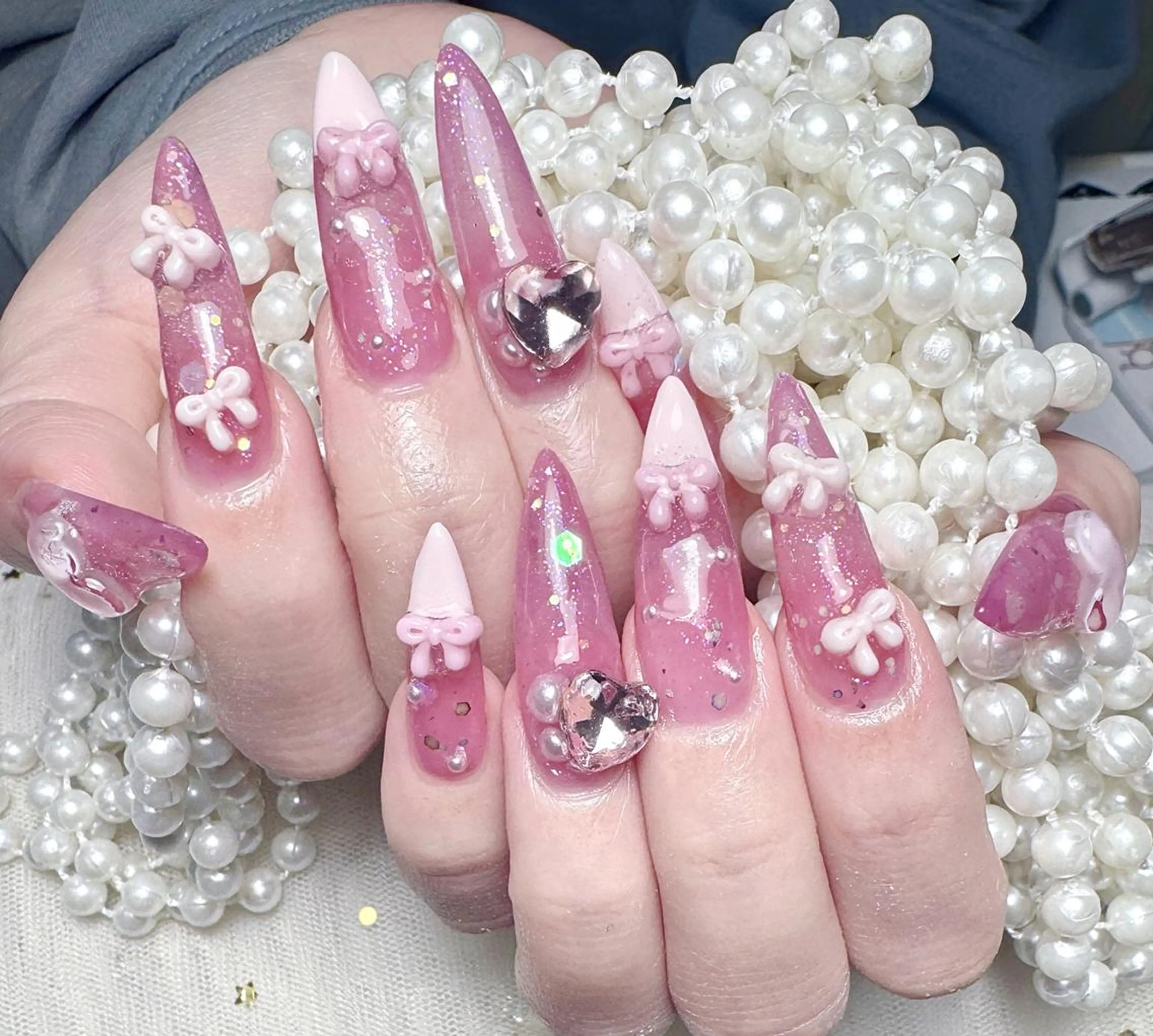 ネイル 🎀まゆ 🪽🐾のネイルデザイン