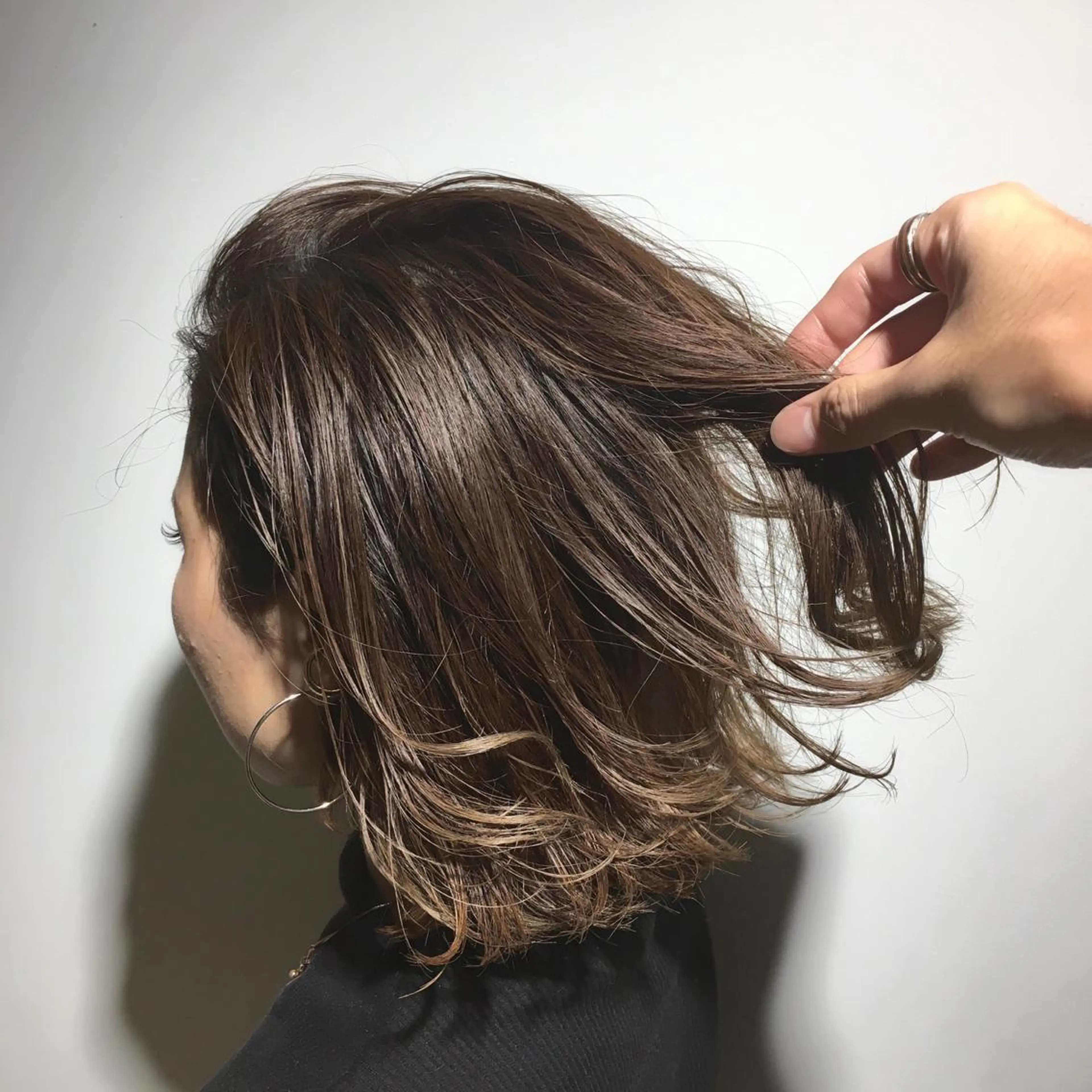 ミディアム カラー グラデーションカラー ハイライトカラー ハイトーンカラー ハイライト ショートカット パーマ石井のヘアスタイル