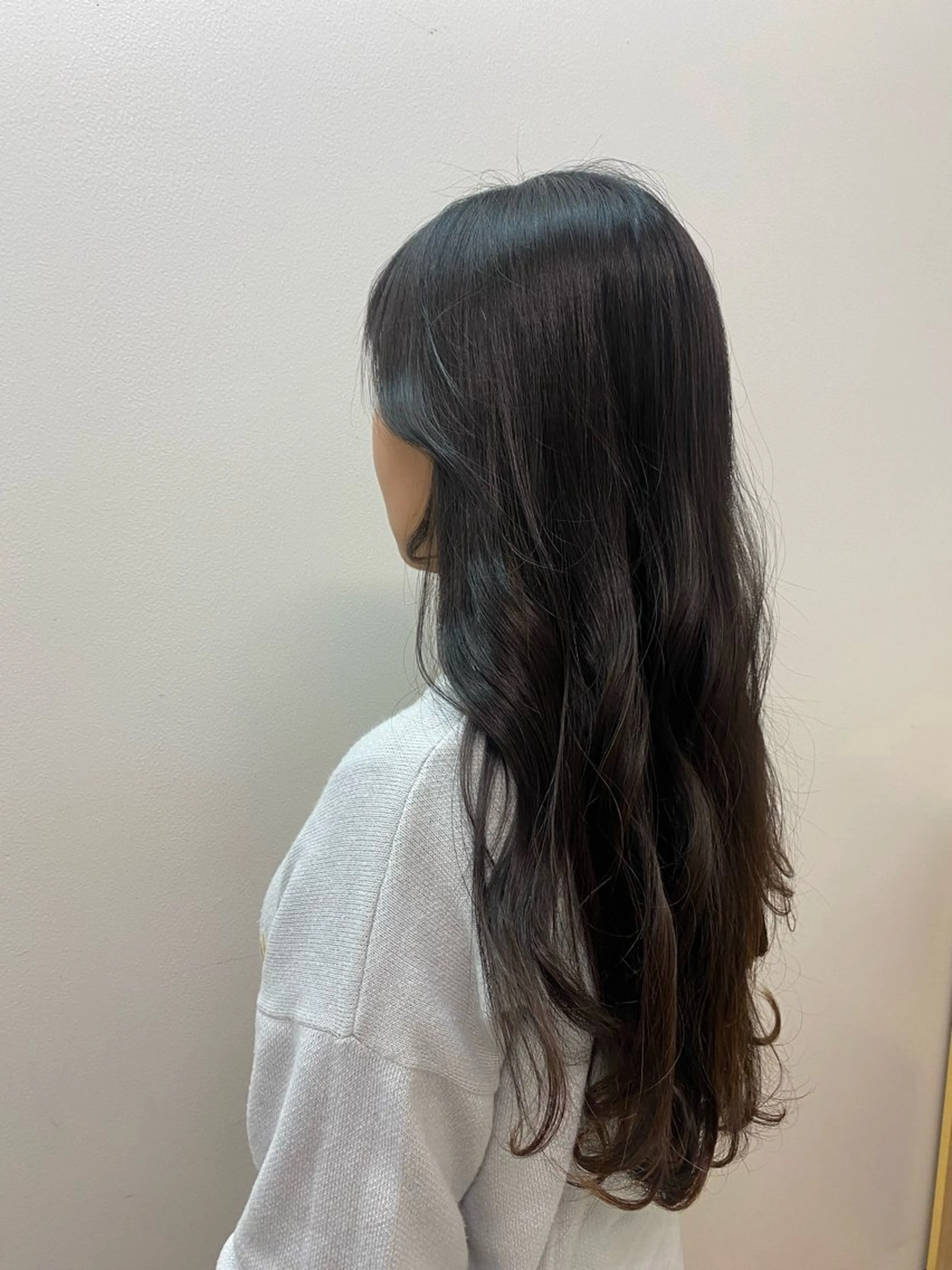 ロング 染谷 れなのヘアスタイル