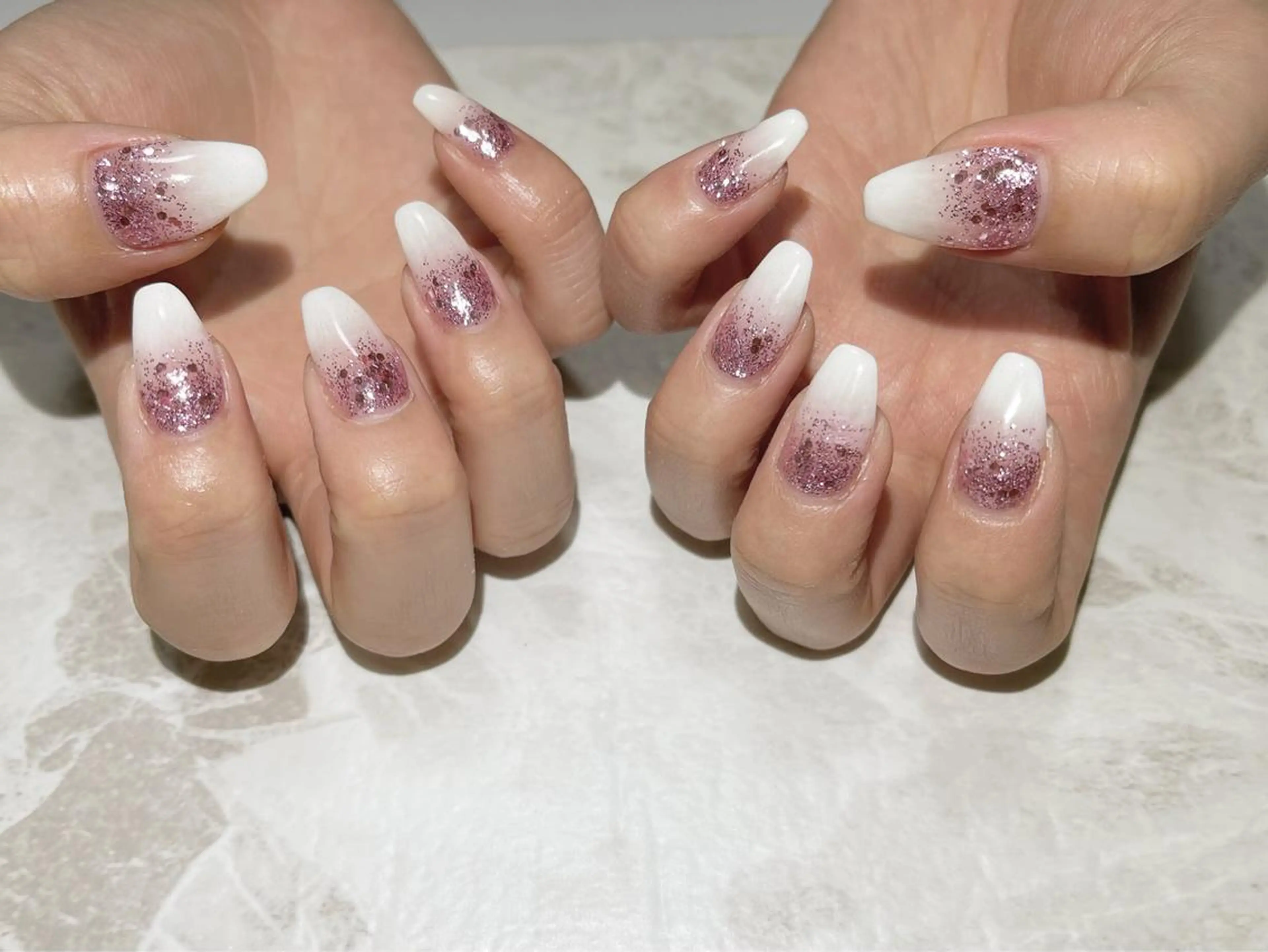 ネイル フットネイル グラデーション ラメ(グリッター) ニュアンスネイル シンプルネイル nail fufla ♡yamane♡のネイルデザイン