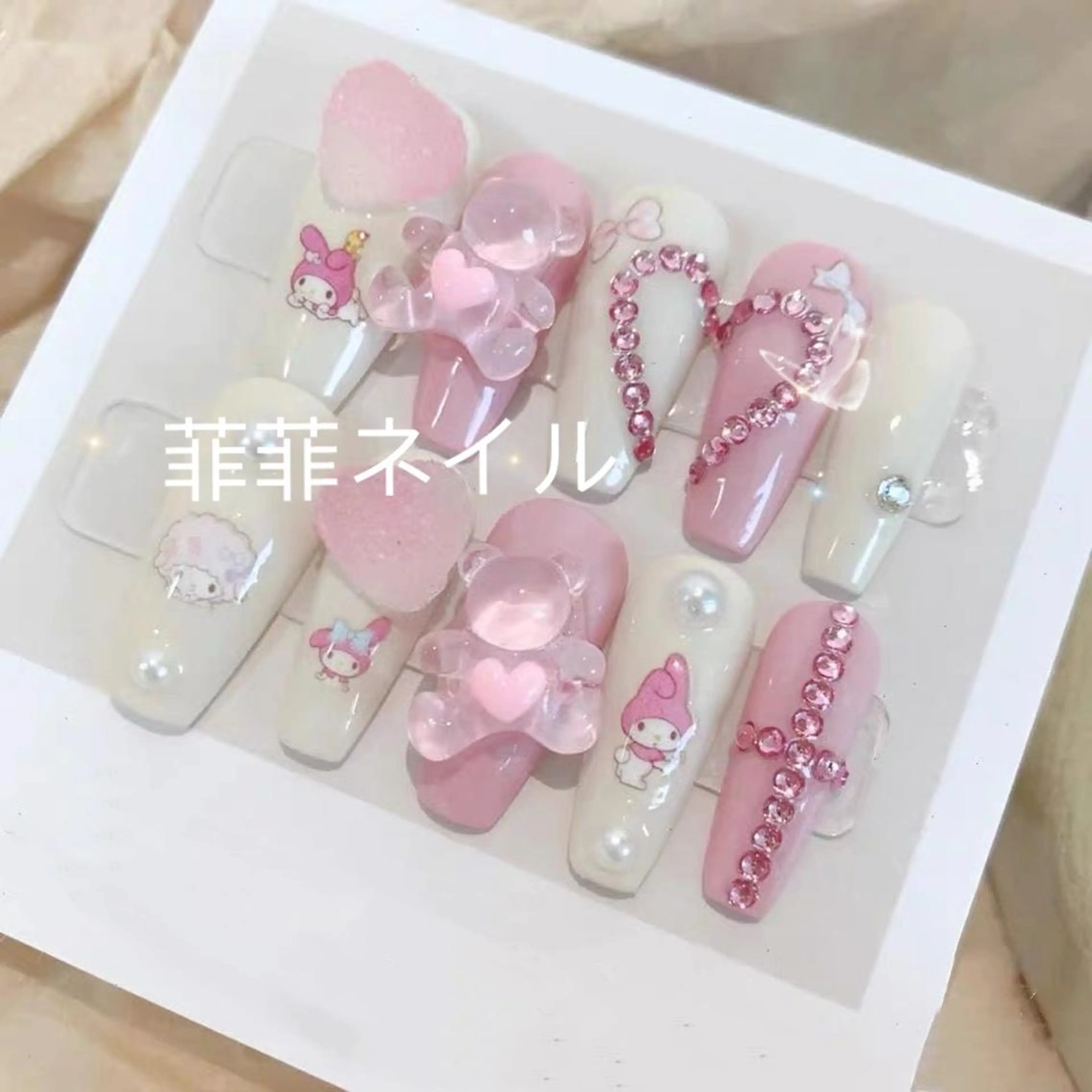 ネイル 菲菲ネイルサロン所属・FF フィフィネイルサロンのネイルデザイン