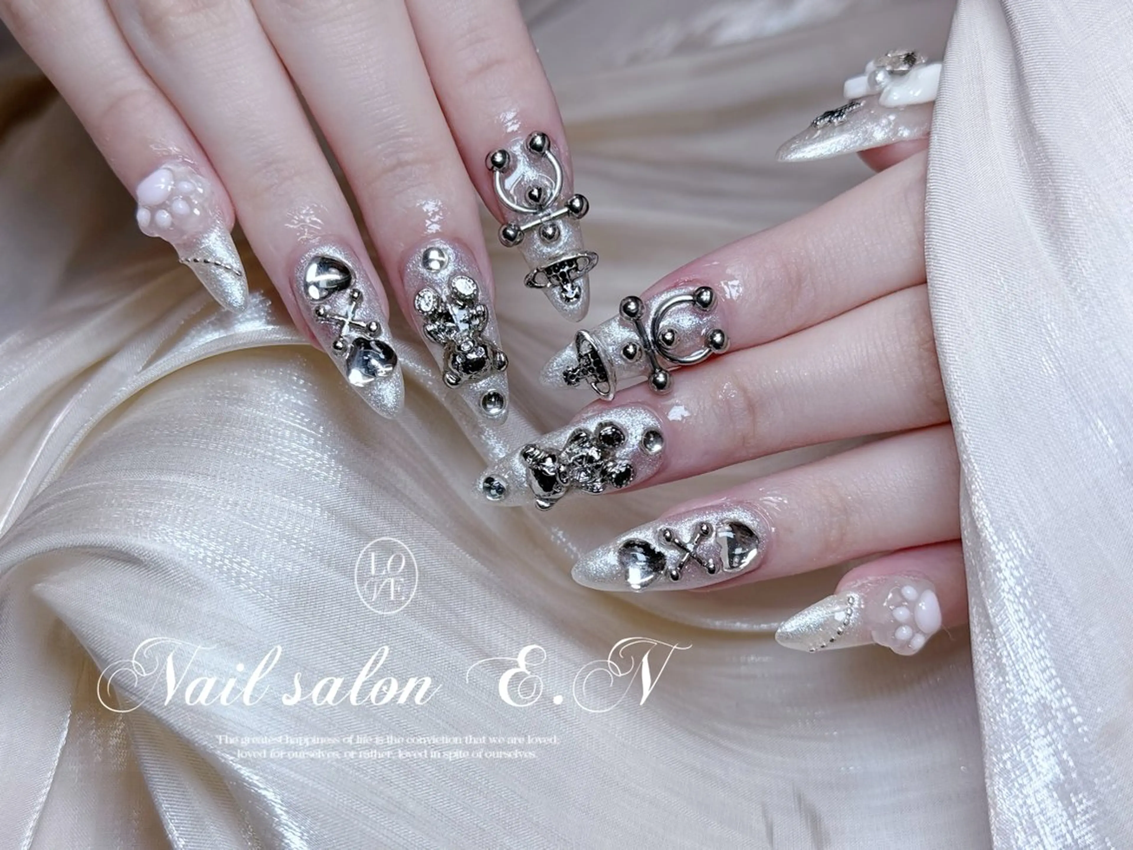 ネイル E.N🦋 長さ出し/持ち込みのネイルデザイン