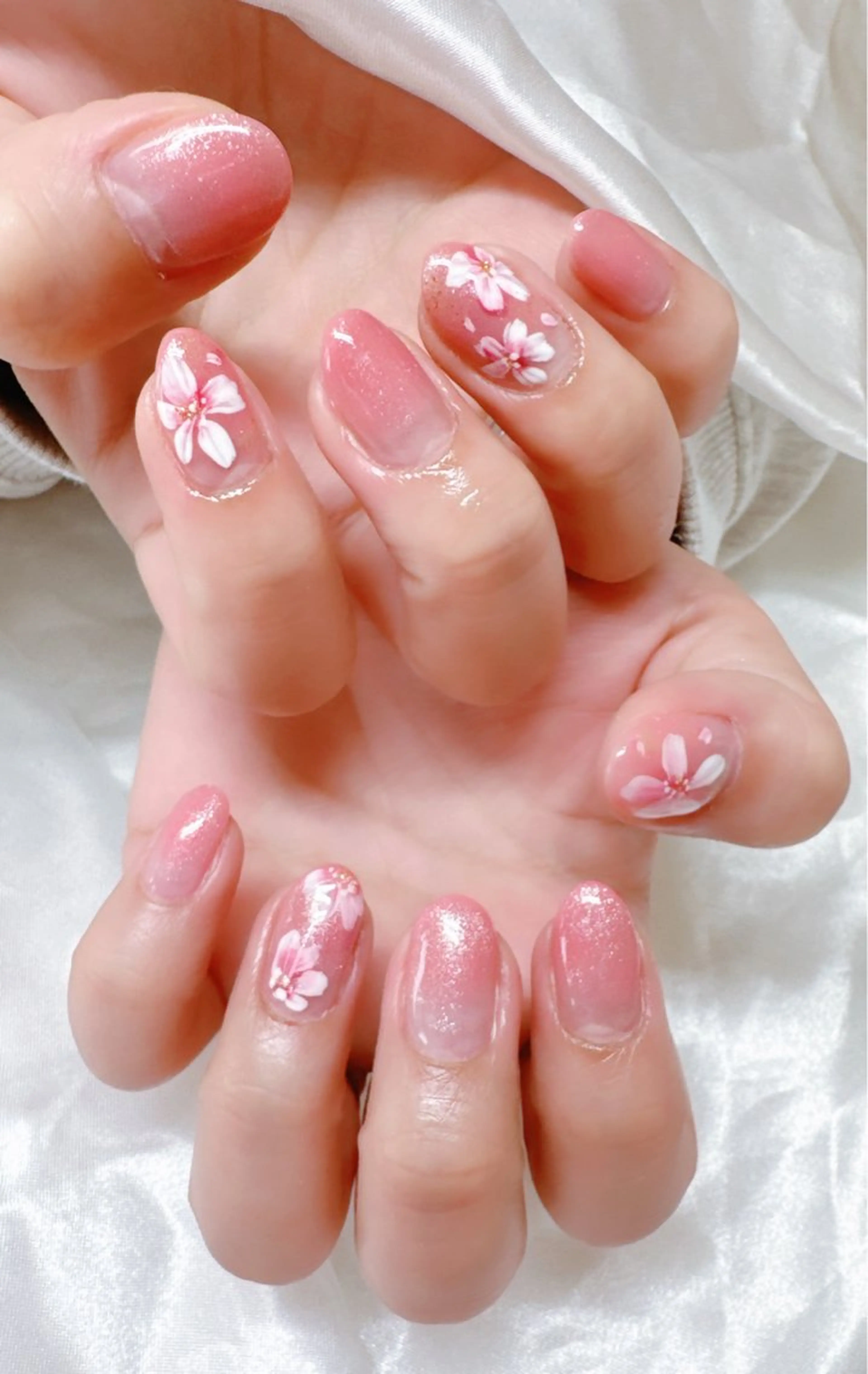 ネイル 高島 夏海のネイルデザイン