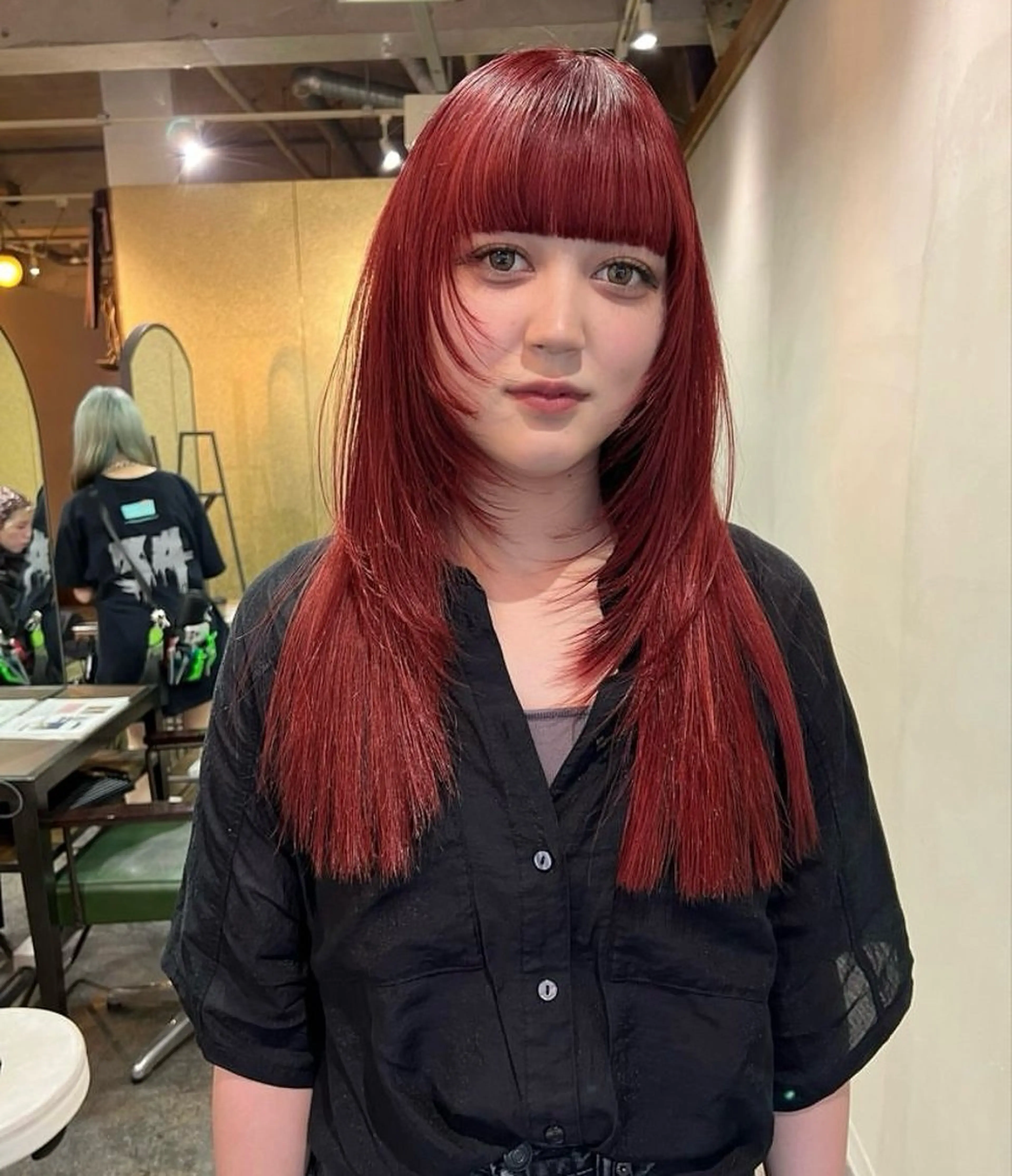 ロング レイヤーカット 透明感/グレージュ/ レイヤー/ 青空のヘアスタイル