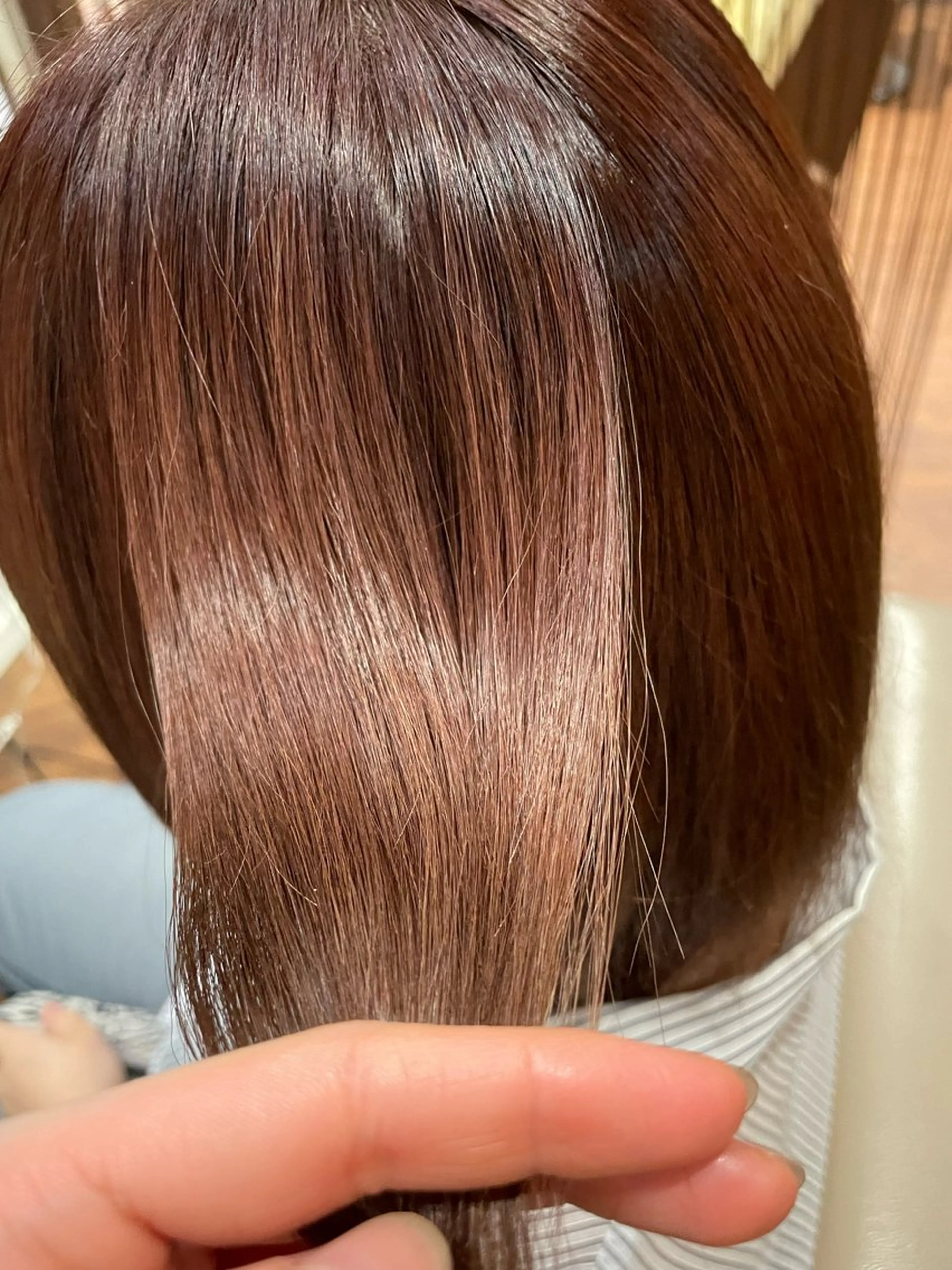 ミディアム カラー ブラウンカラー オレンジ オレンジブラウン イエローカラー 伊藤 舞実のヘアスタイル