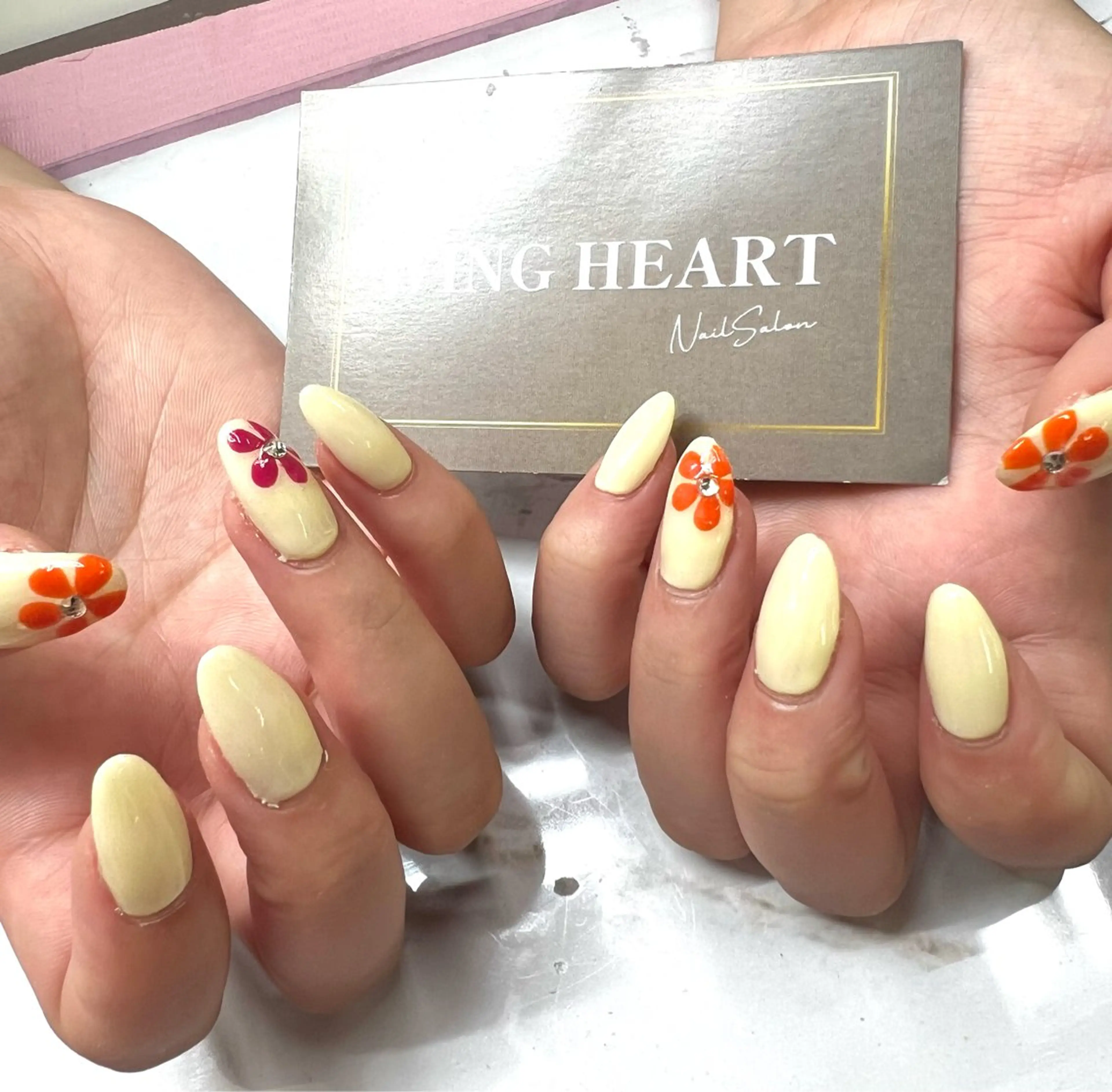 ネイル I. AYUMIのネイルデザイン