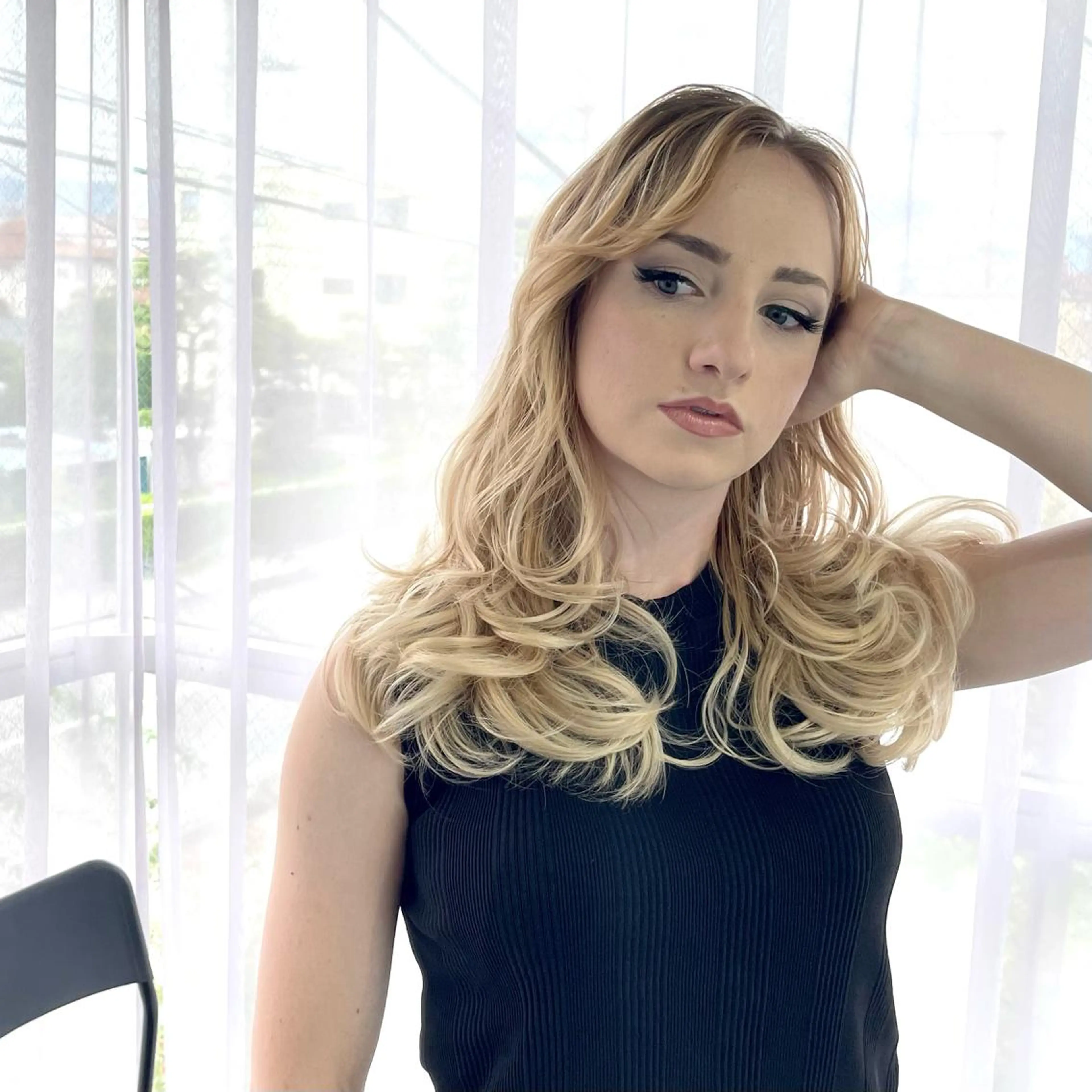 ミディアム カラー ヘアアレンジ バレイヤージュ デザインカラー ハイライトカラー 外国人風カラー ハイライト カット ヘアカラー トリートメント アンドウ ユウ/ レイヤーカット/韓国のヘアスタイル