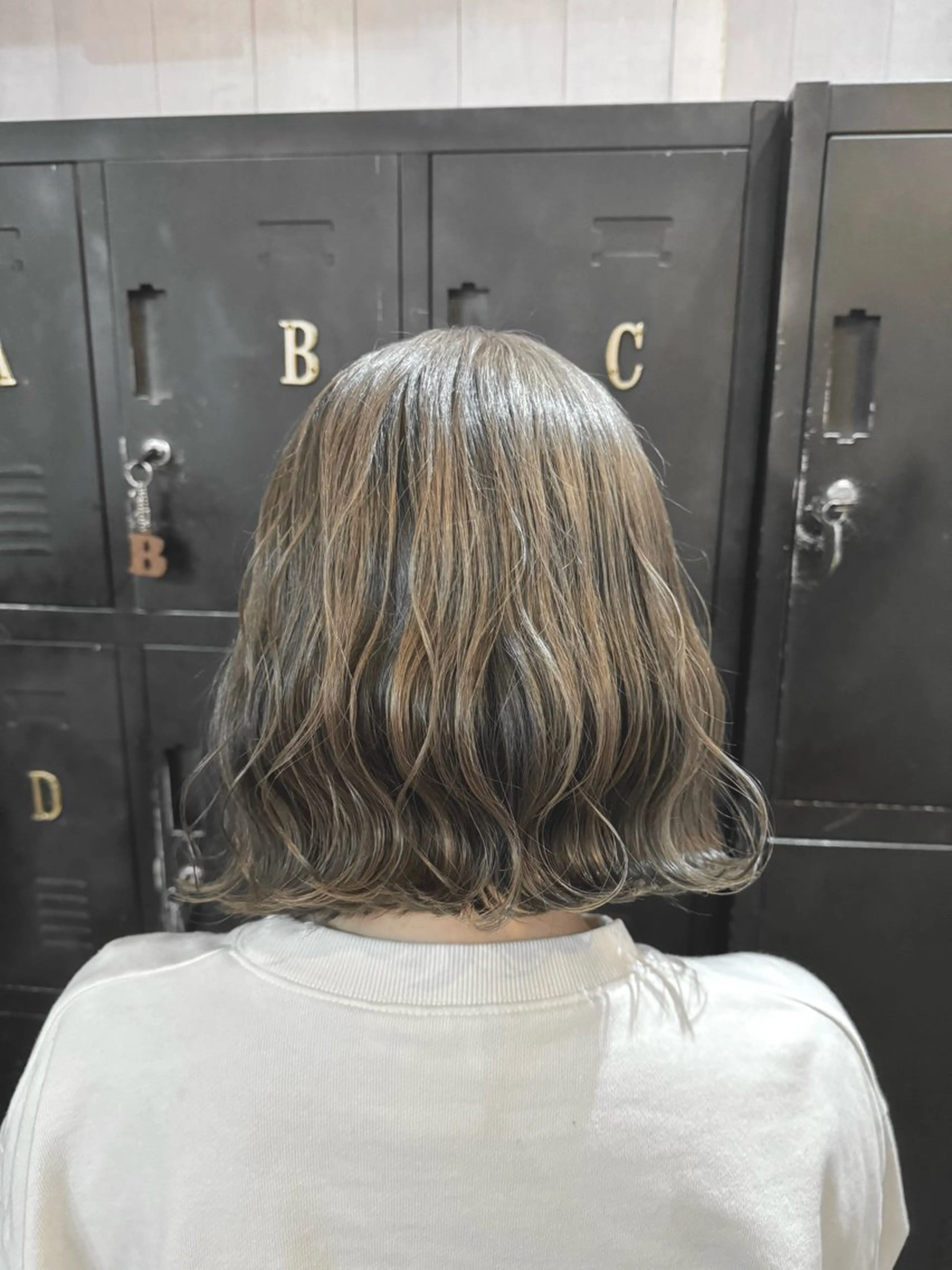 ショート ヘアカラー トリートメント 💎縮毛矯正/透明感 カラー💎椎葉みひろのヘアスタイル