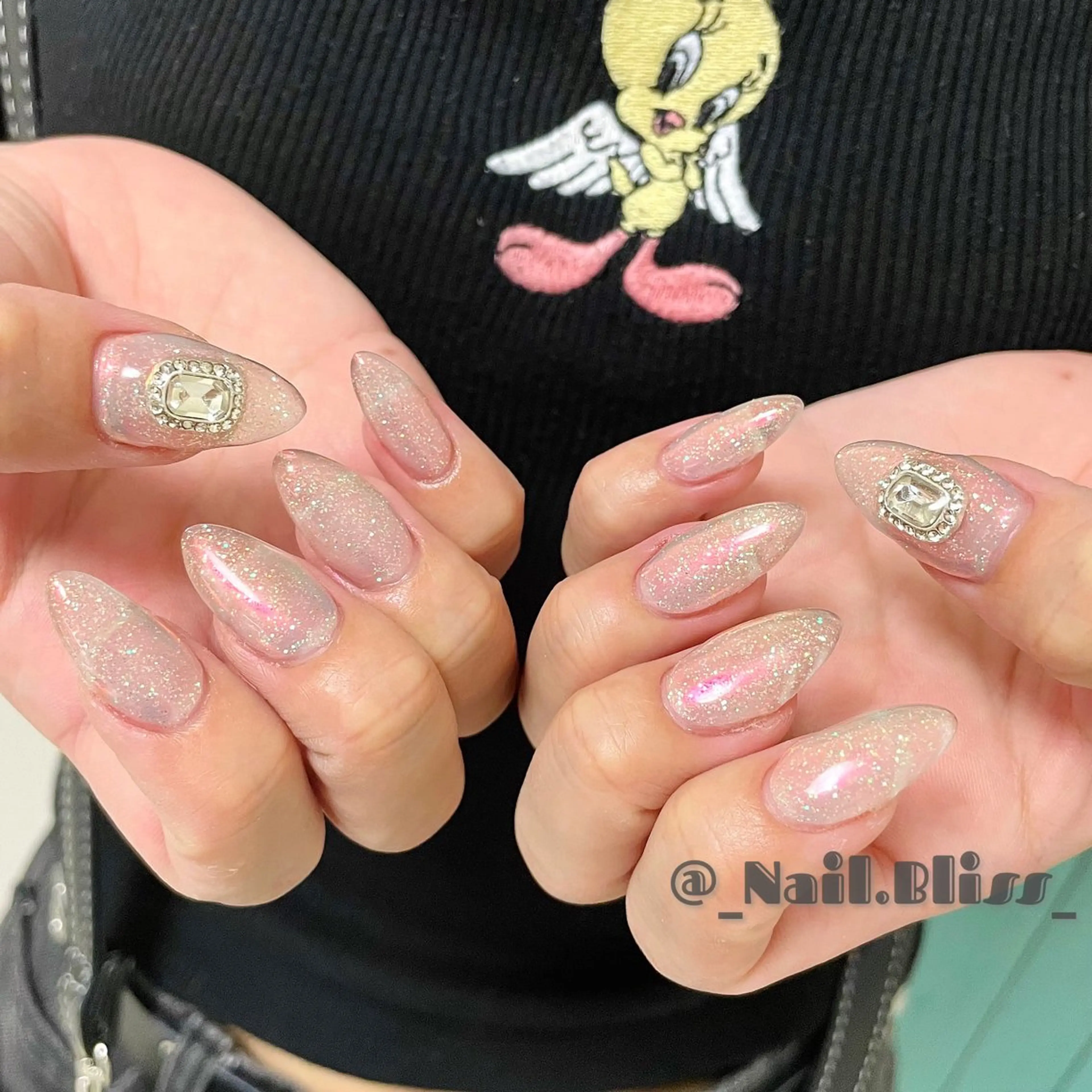 ネイル オーロラネイル ラメ(グリッター) ハンドネイル NAIL BLISSのネイルデザイン