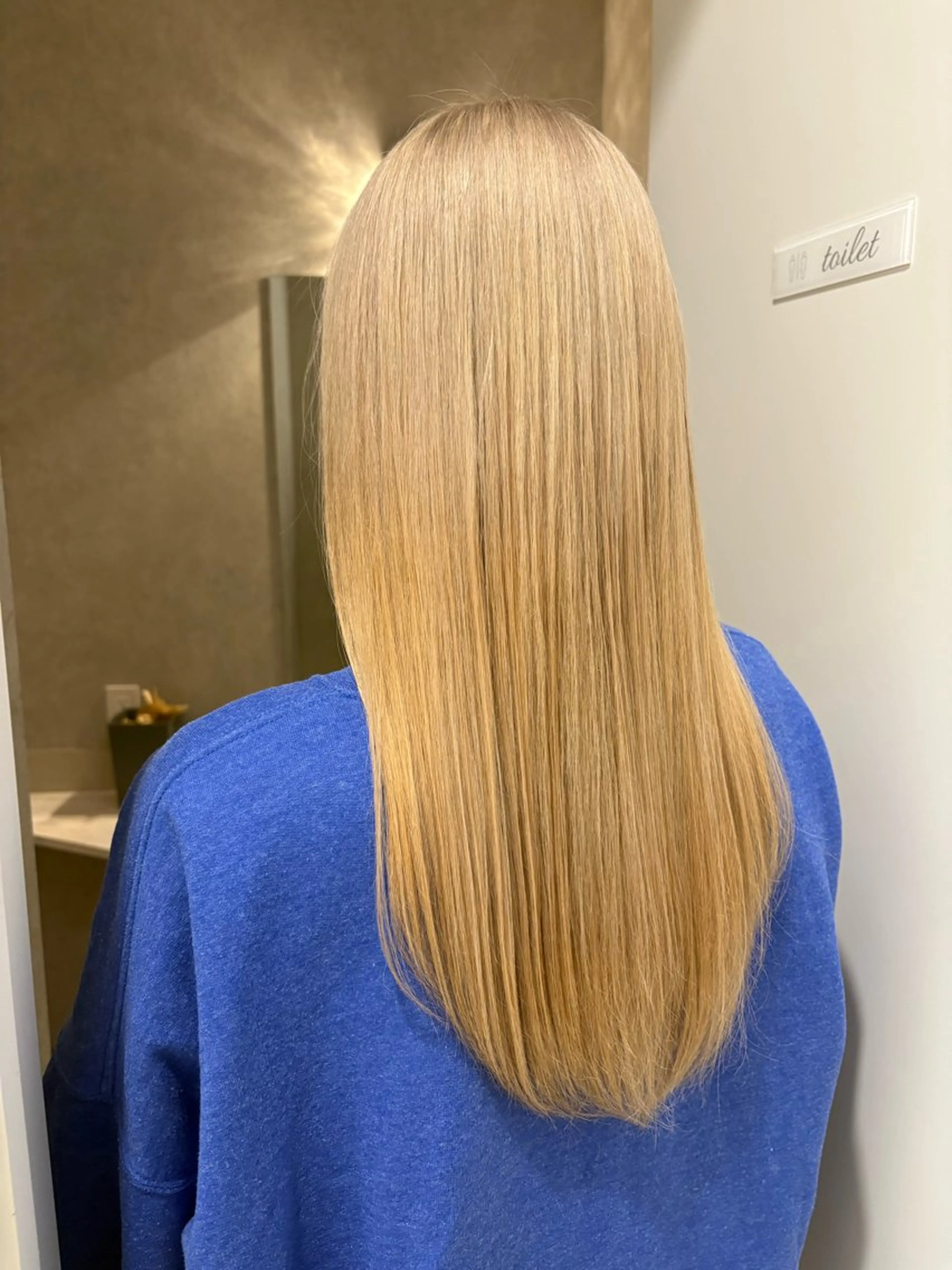 カラー 抜きっぱなしブロンド ブロンド ヘアカラー 村瀬 遼のヘアスタイル