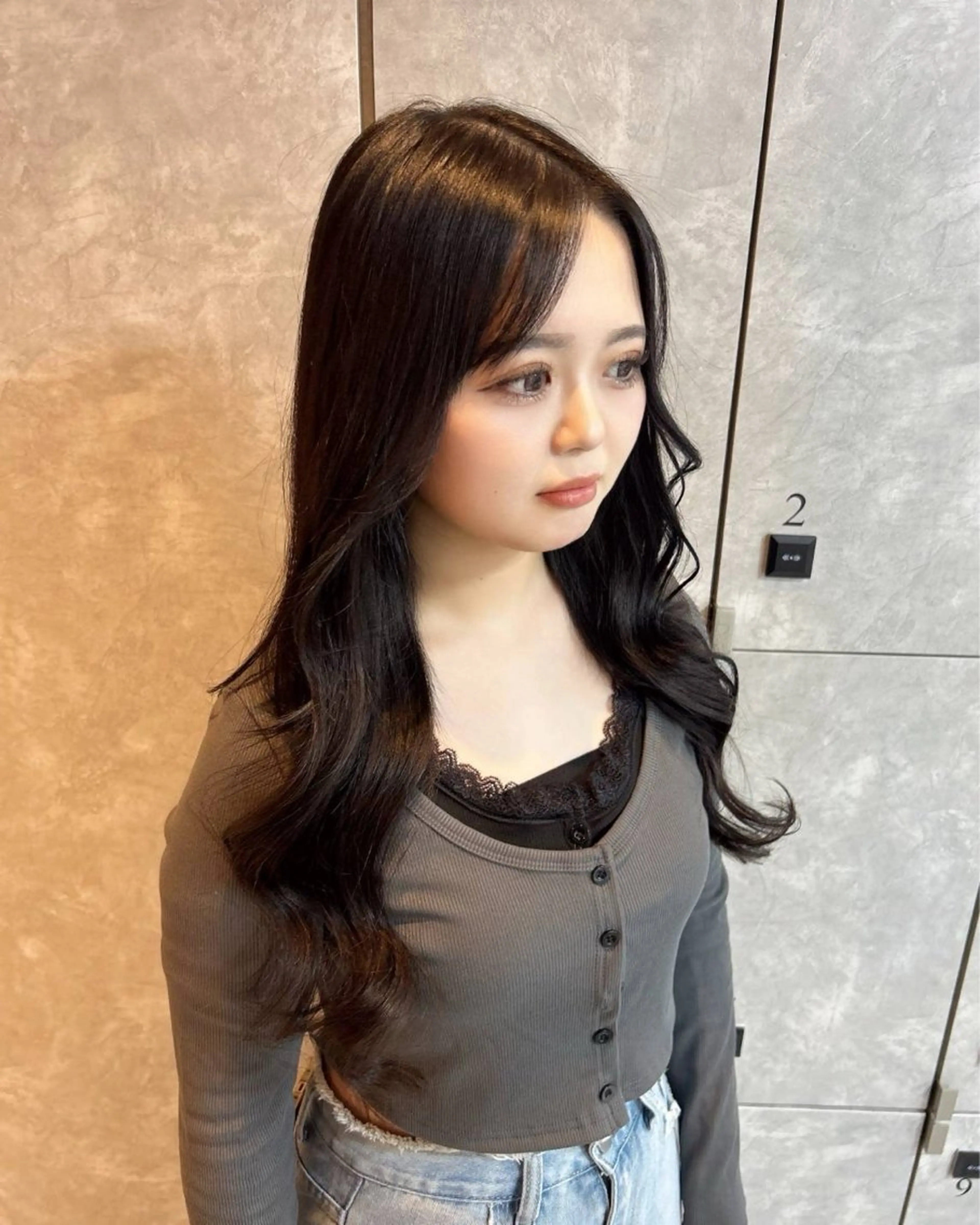 ロング カラー ブリーチ ブラウンカラー 透明感カラー ダークブラウン garbohair名古屋栄所属・みる/ハイトーン ✨透明カラーのヘアスタイル